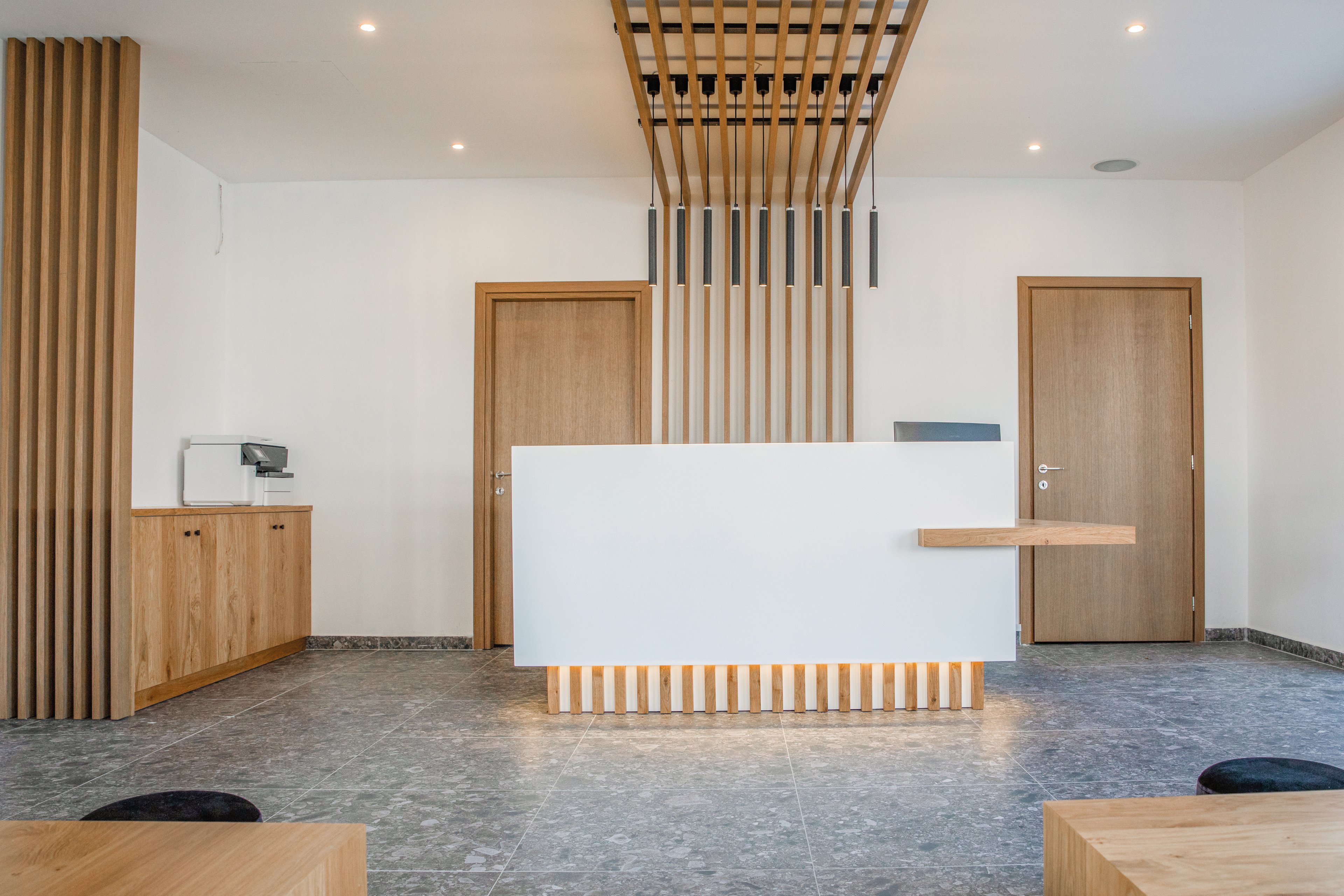 Angela Hotel & Suites