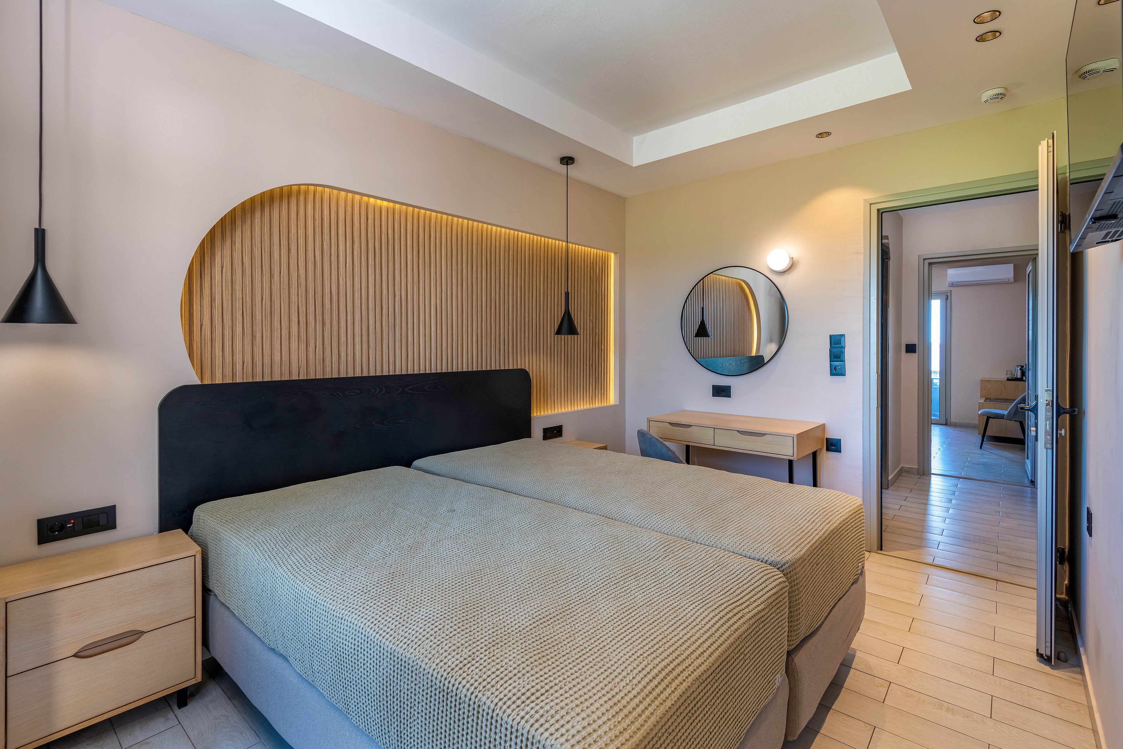 Angela Hotel & Suites