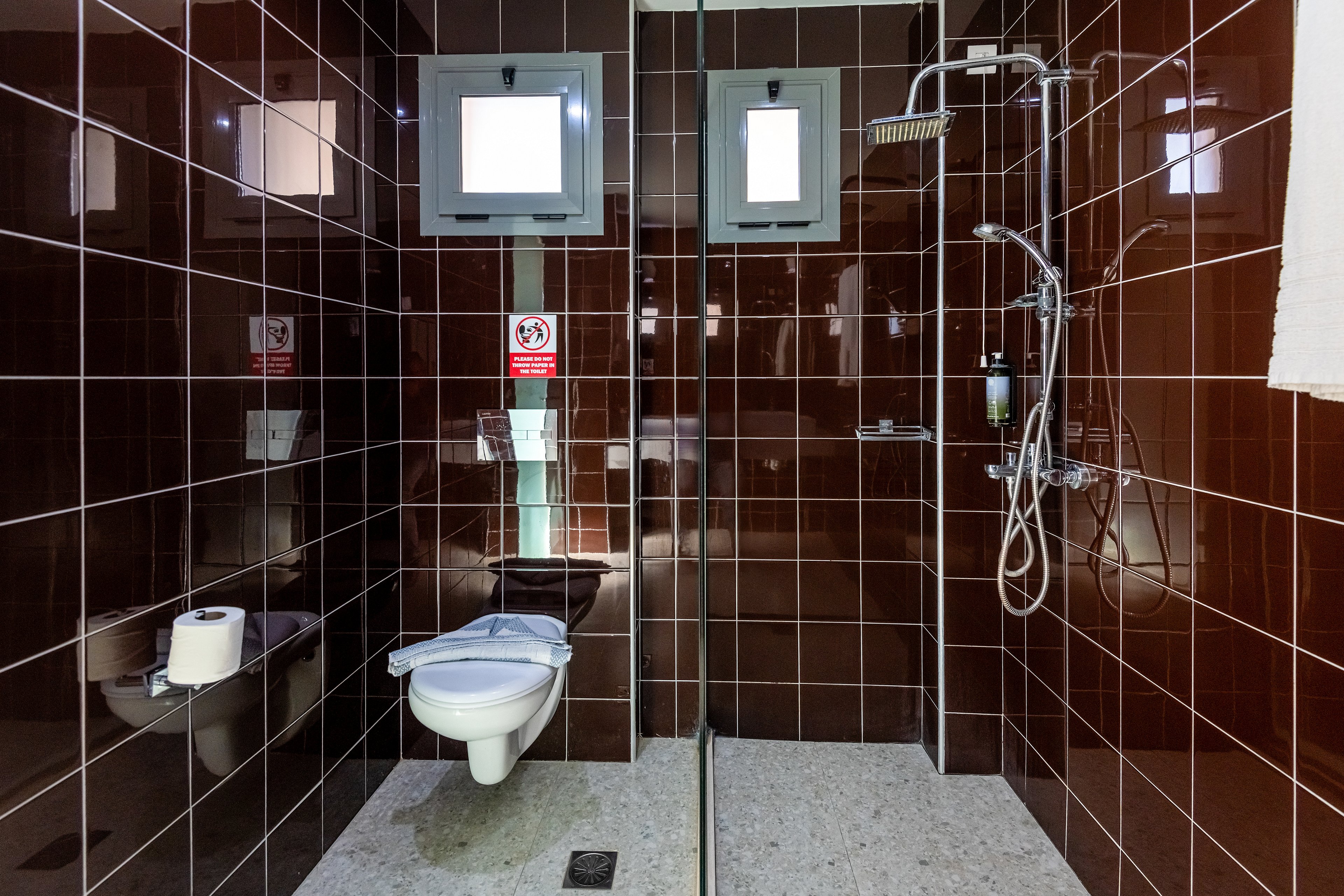 Angela Hotel & Suites