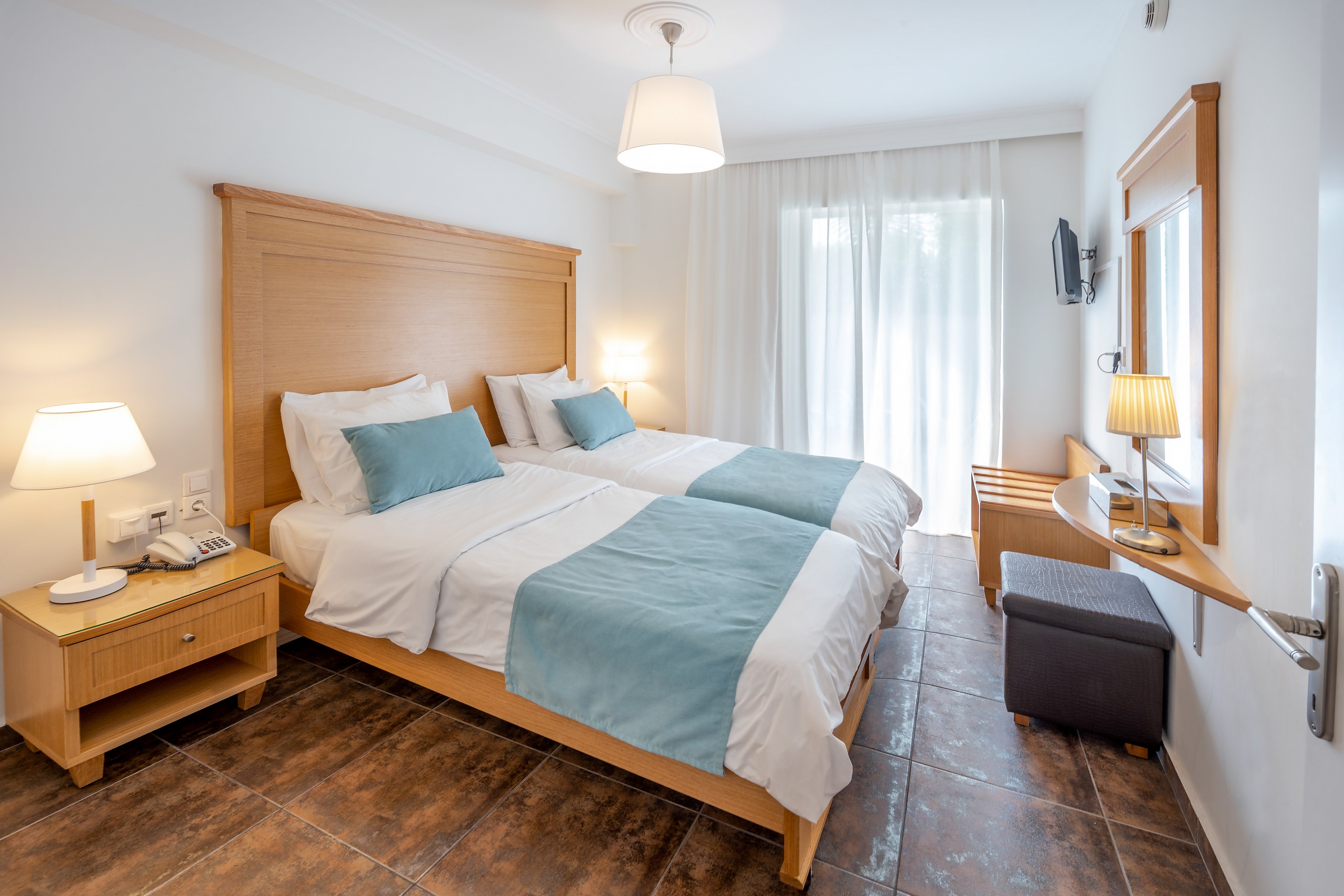 Peridis Family Resort