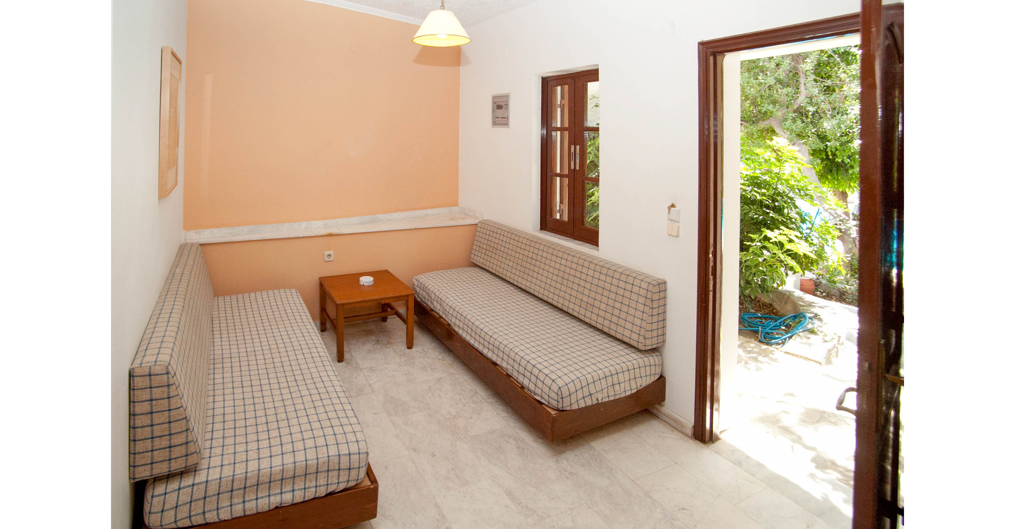 Kalydna Island Hotel