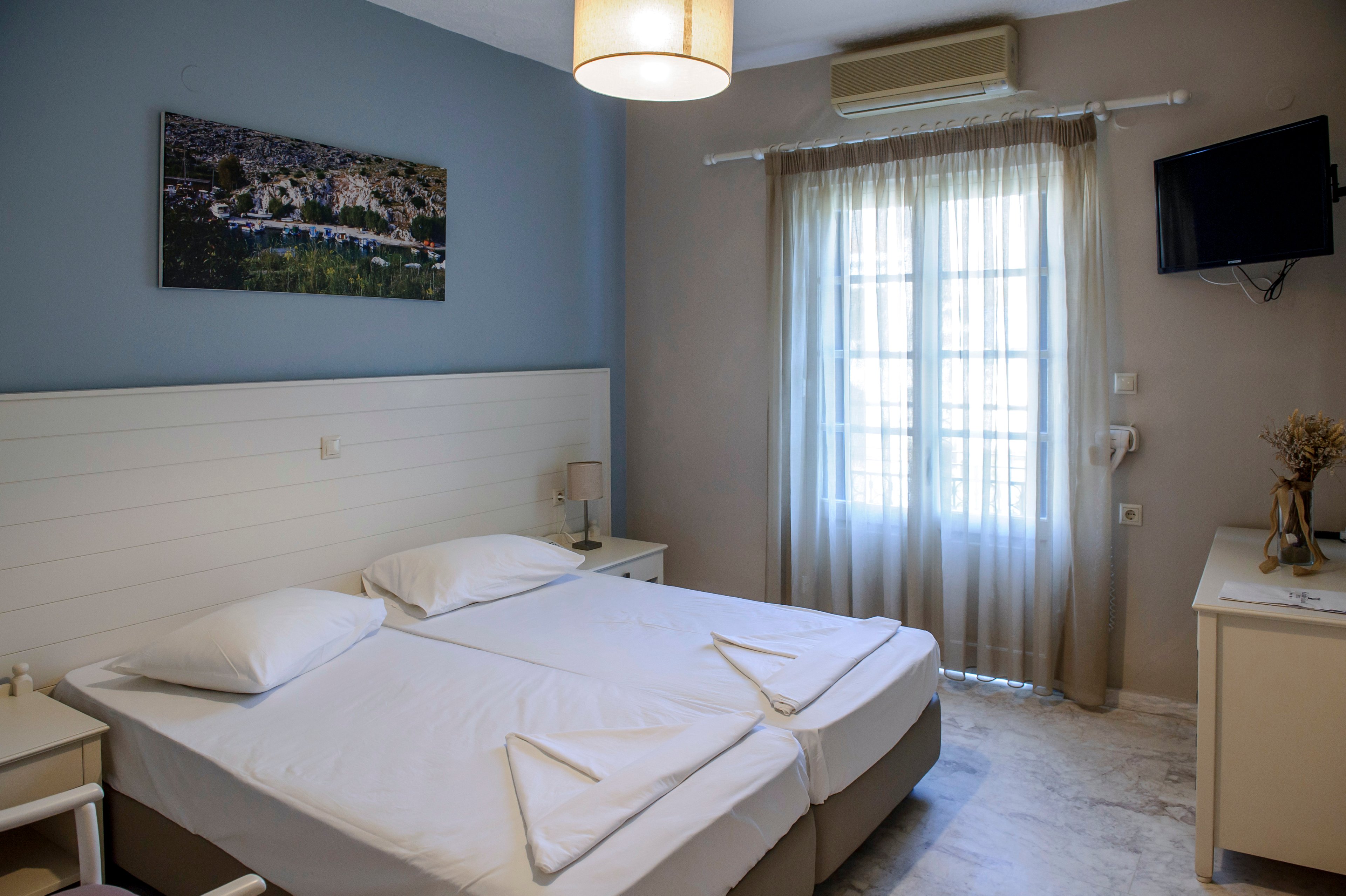 Kalydna Island Hotel