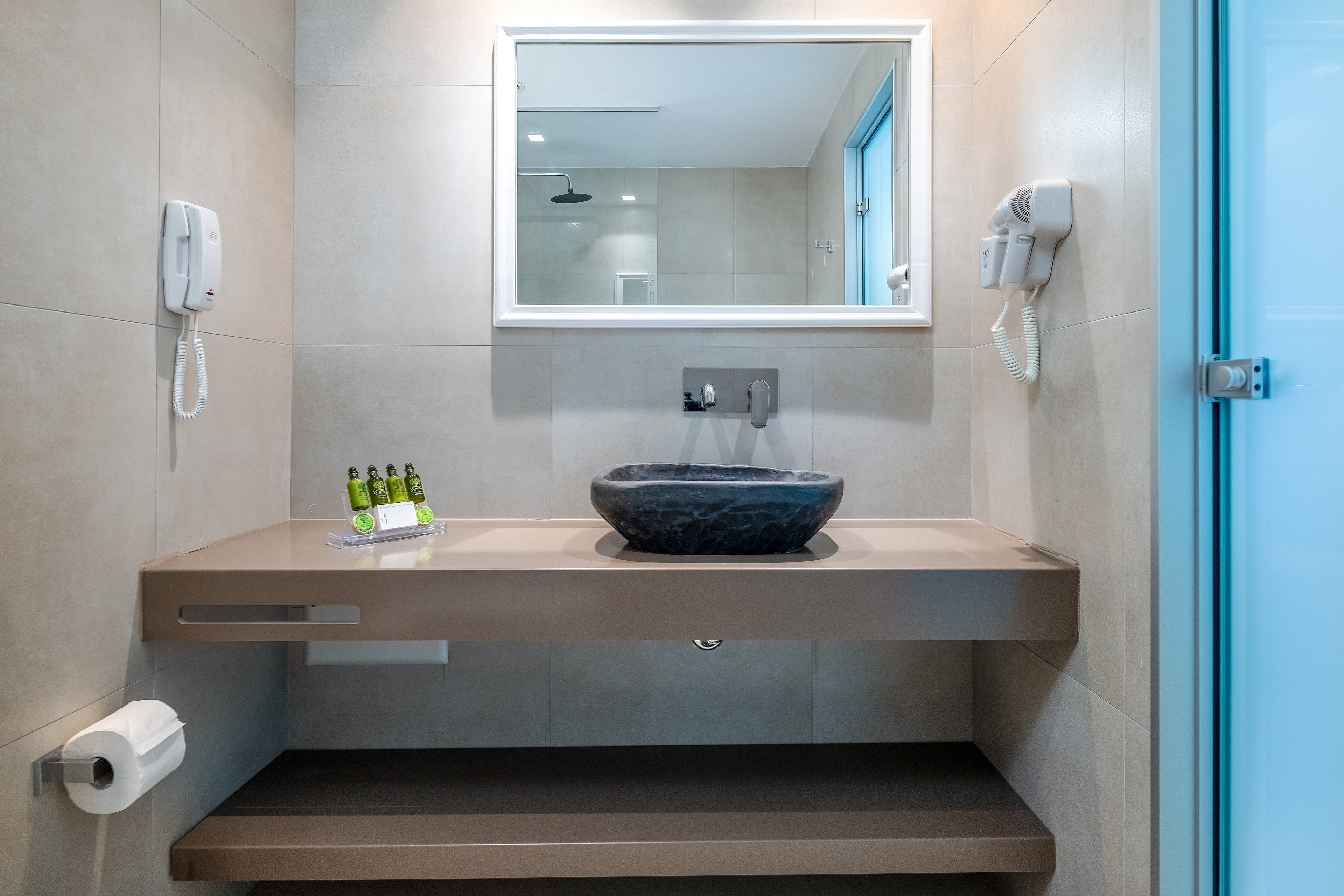 Oneiro Boutique Hotel