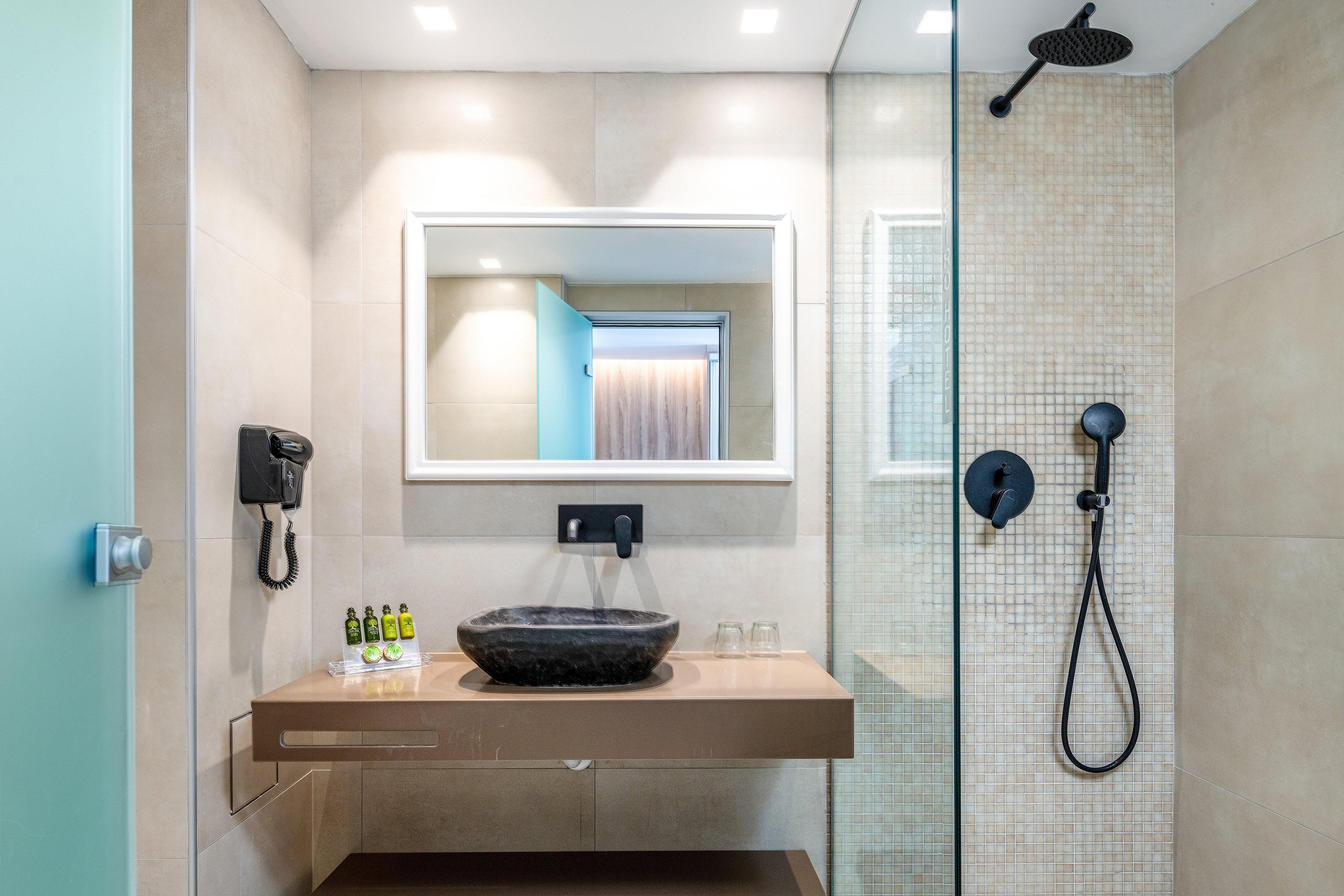 Oneiro Boutique Hotel