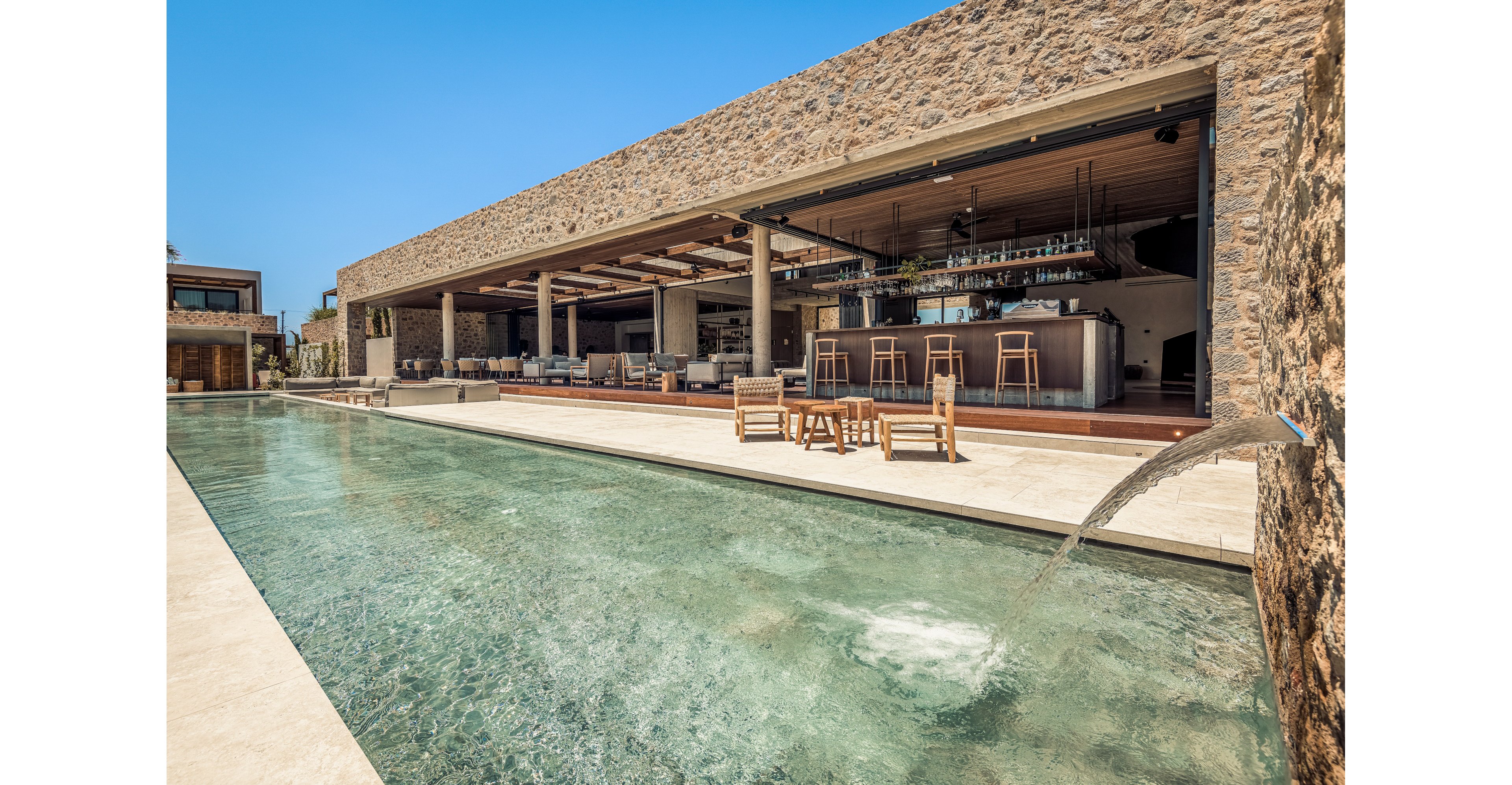 Theros All Suite Hotel