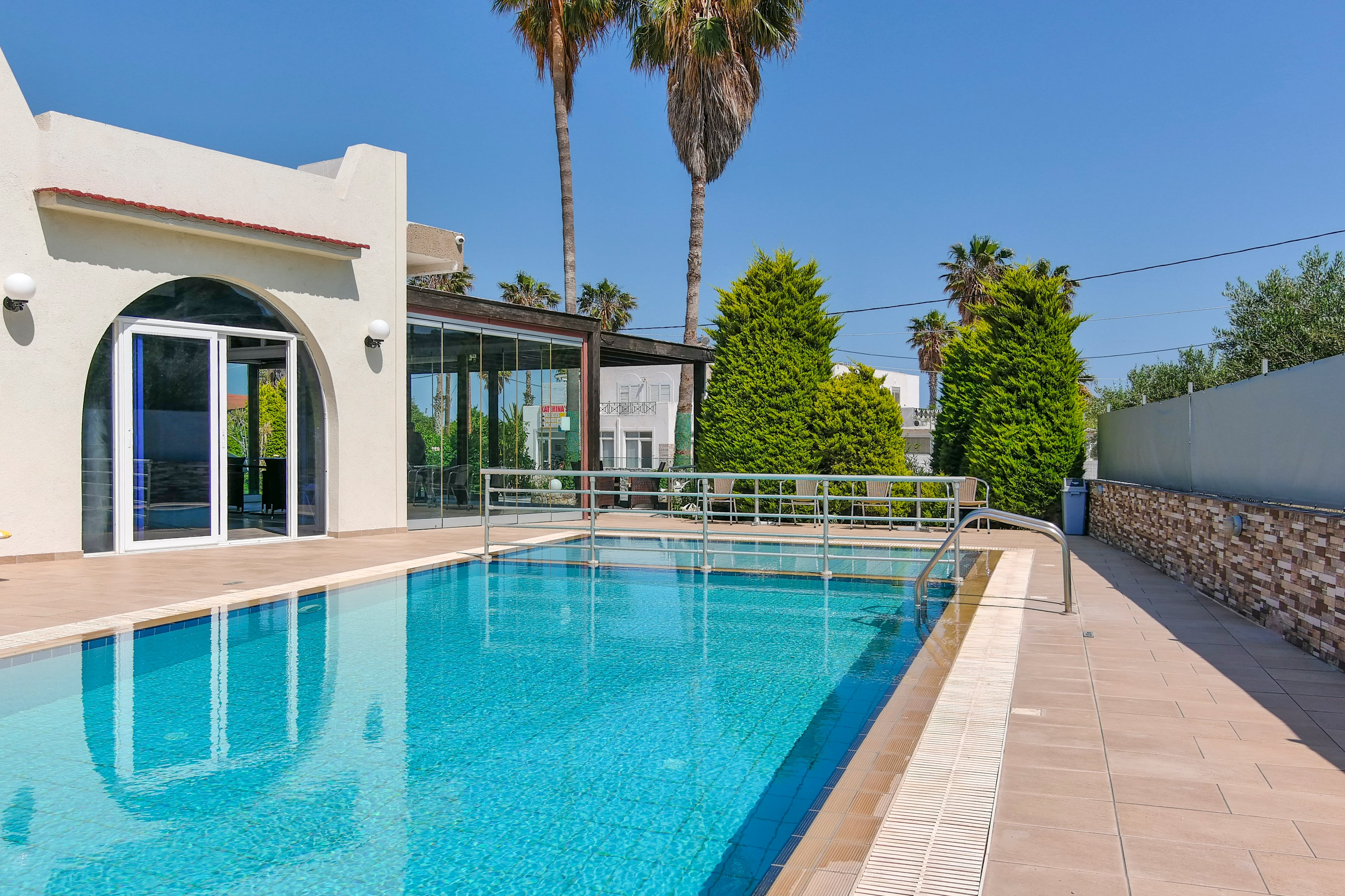 Artemis & Katherina Apartments