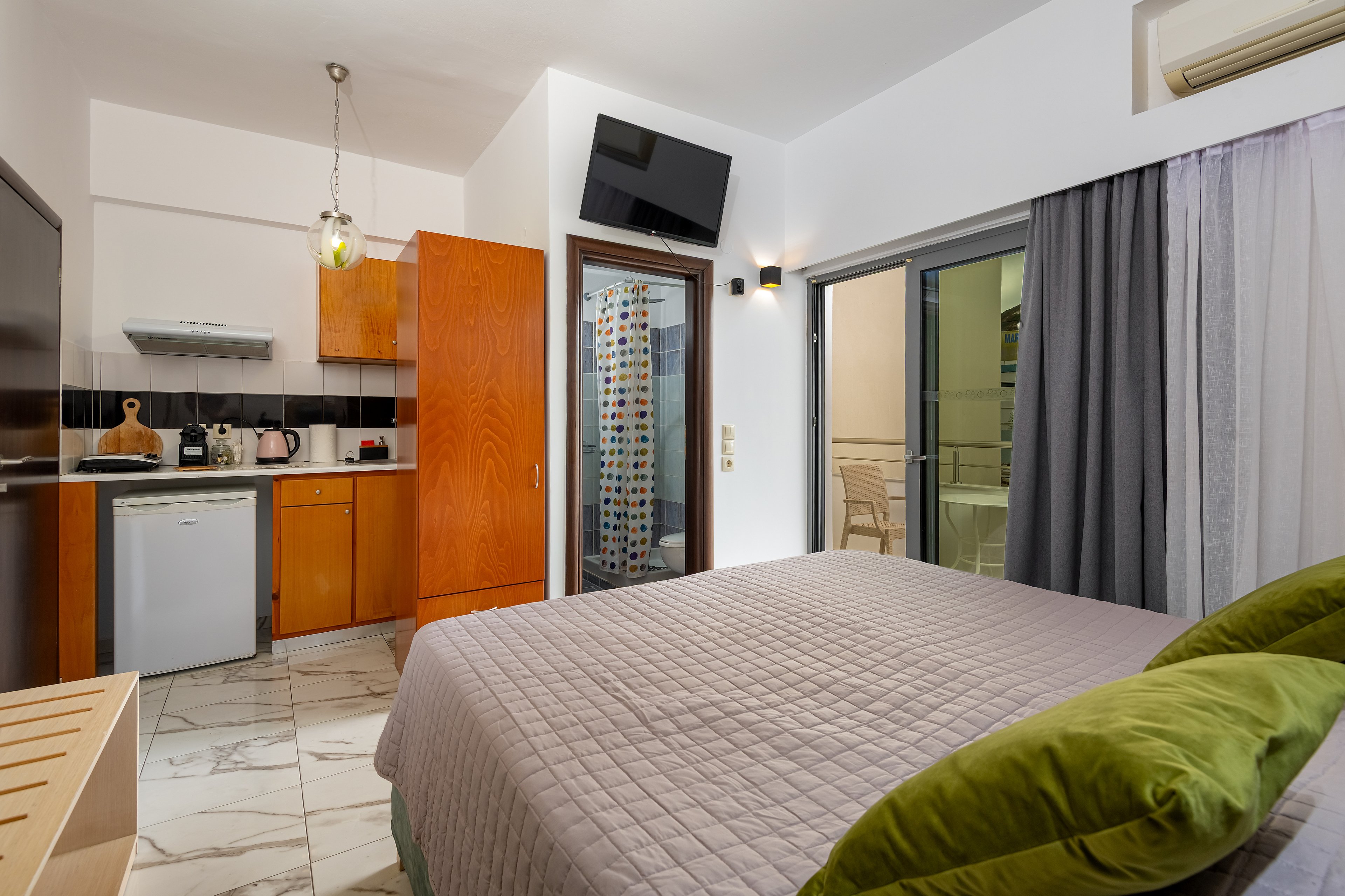 Artemis & Katherina Apartments