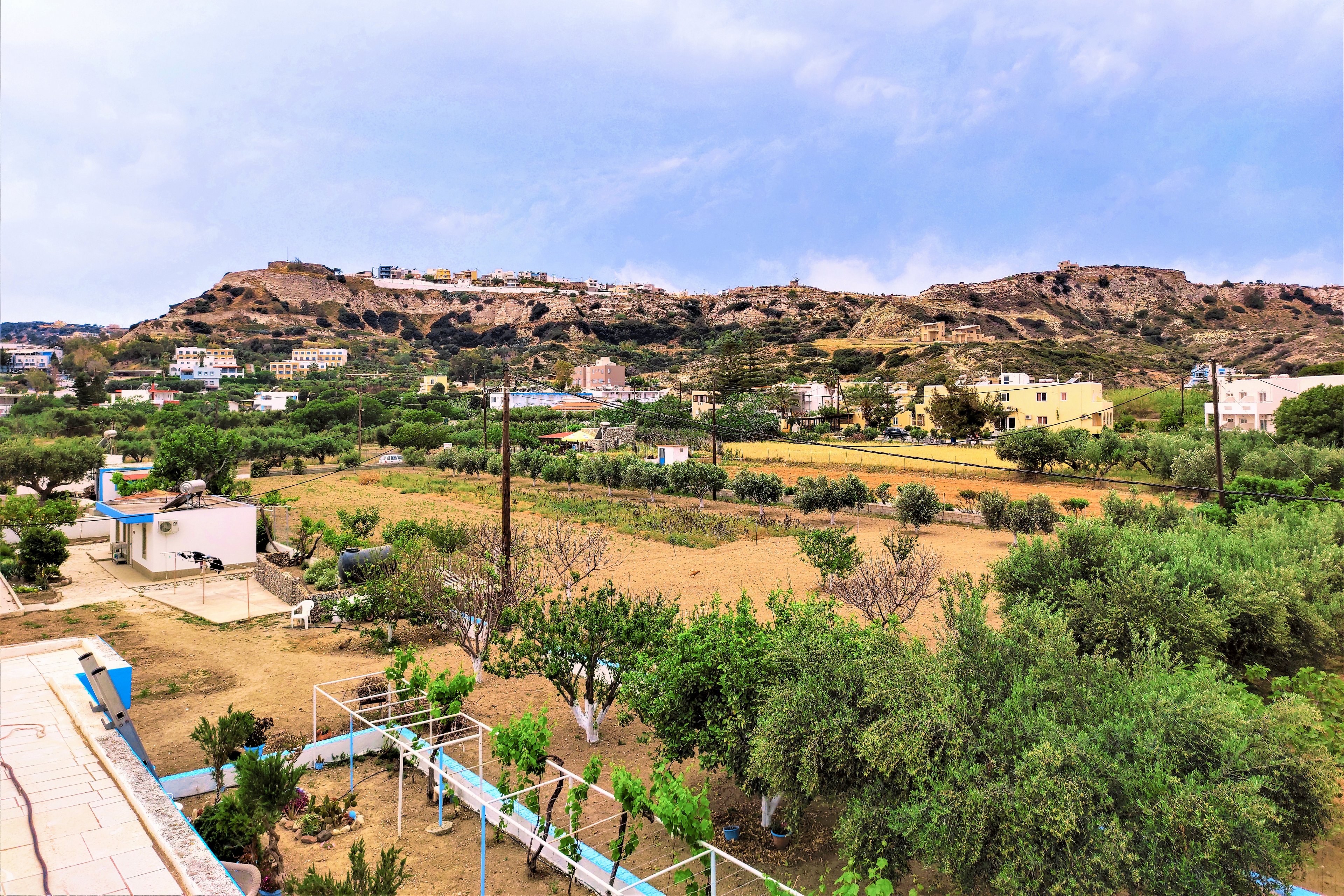 Peros Mayflower Family Studios