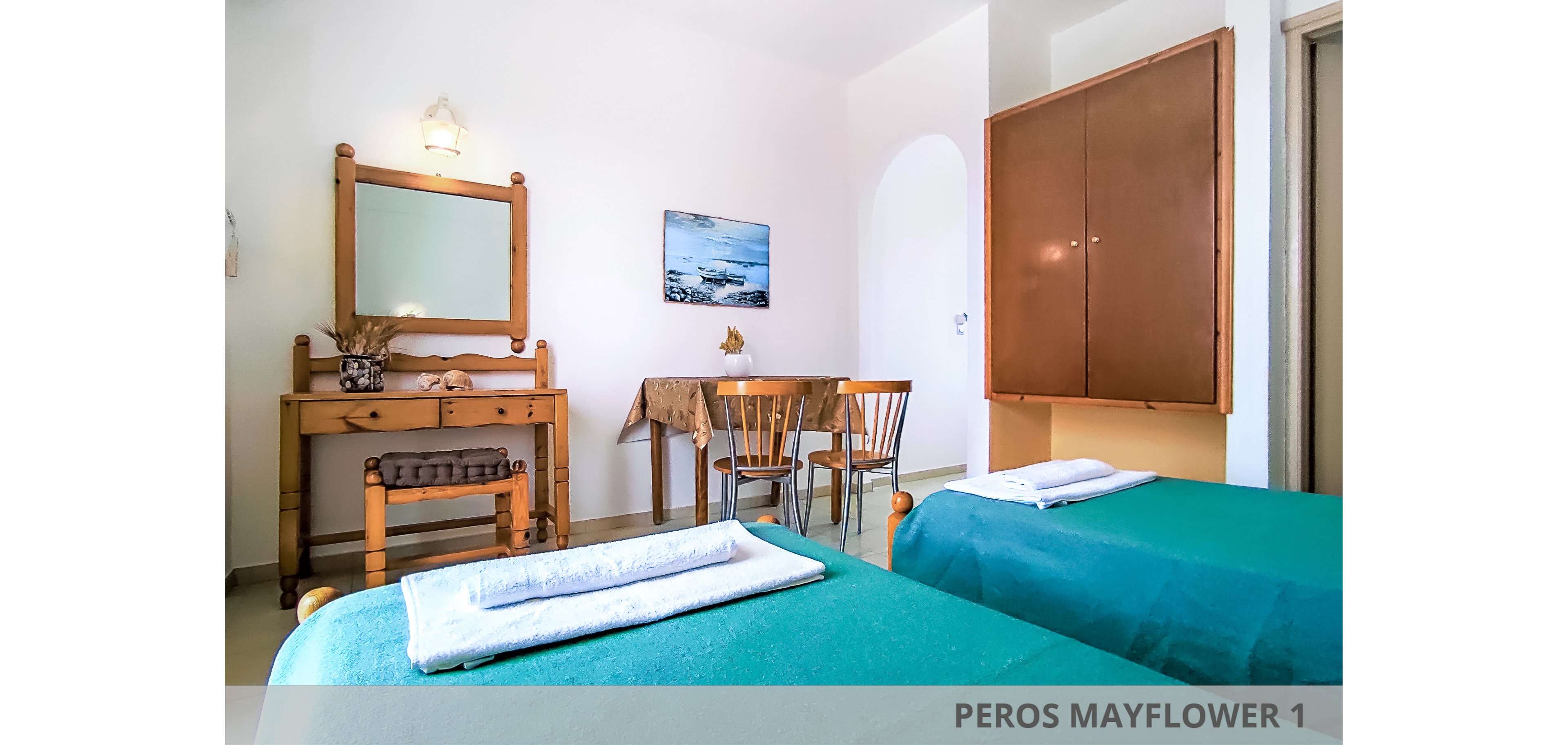 Peros Mayflower Family Studios