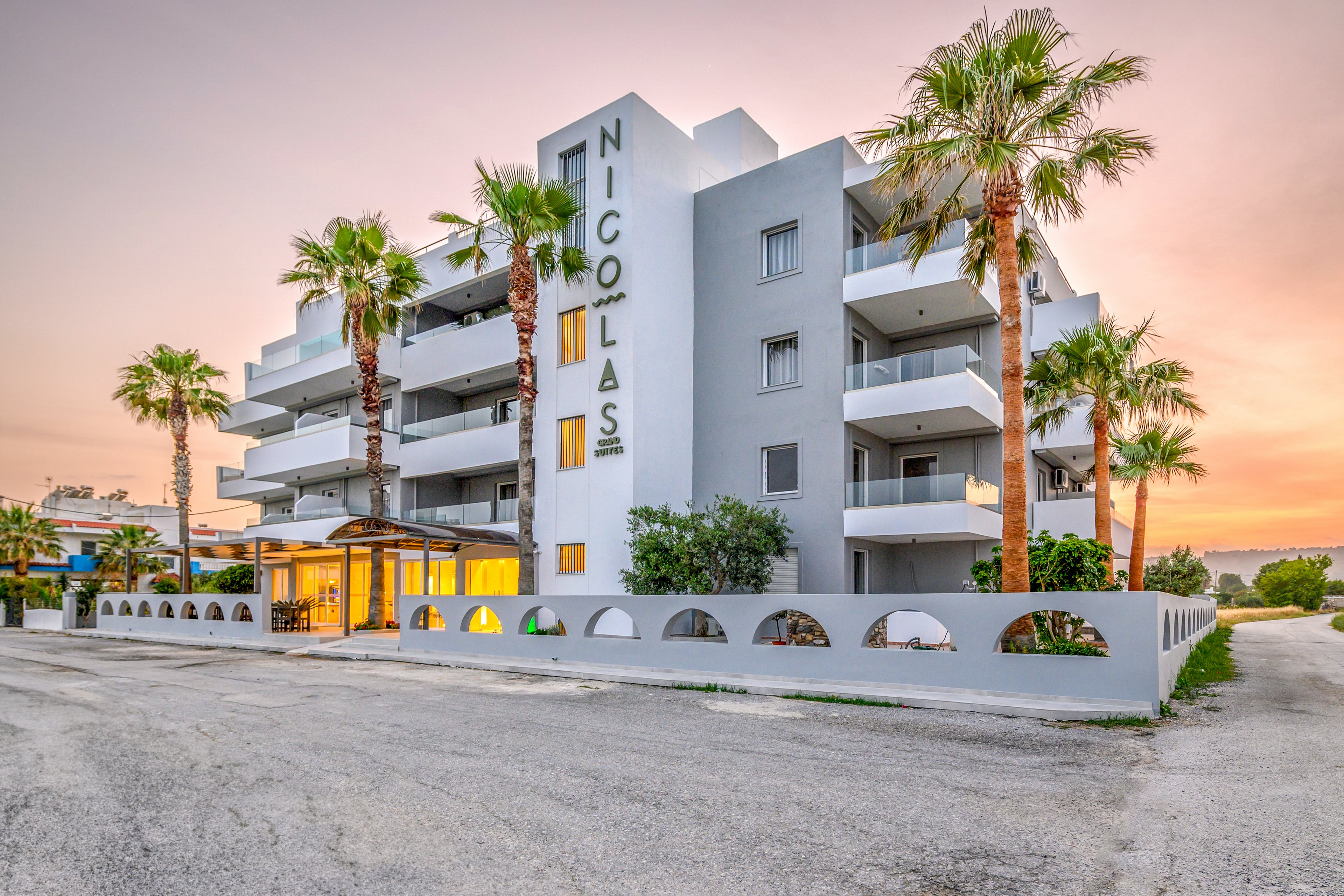 Nicolas Grand Suites