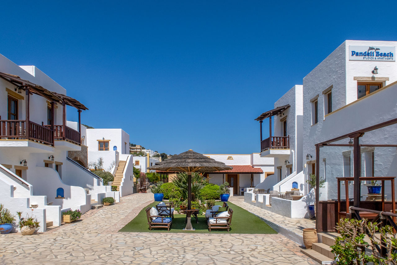 Panteli Beach Studios & Apartments