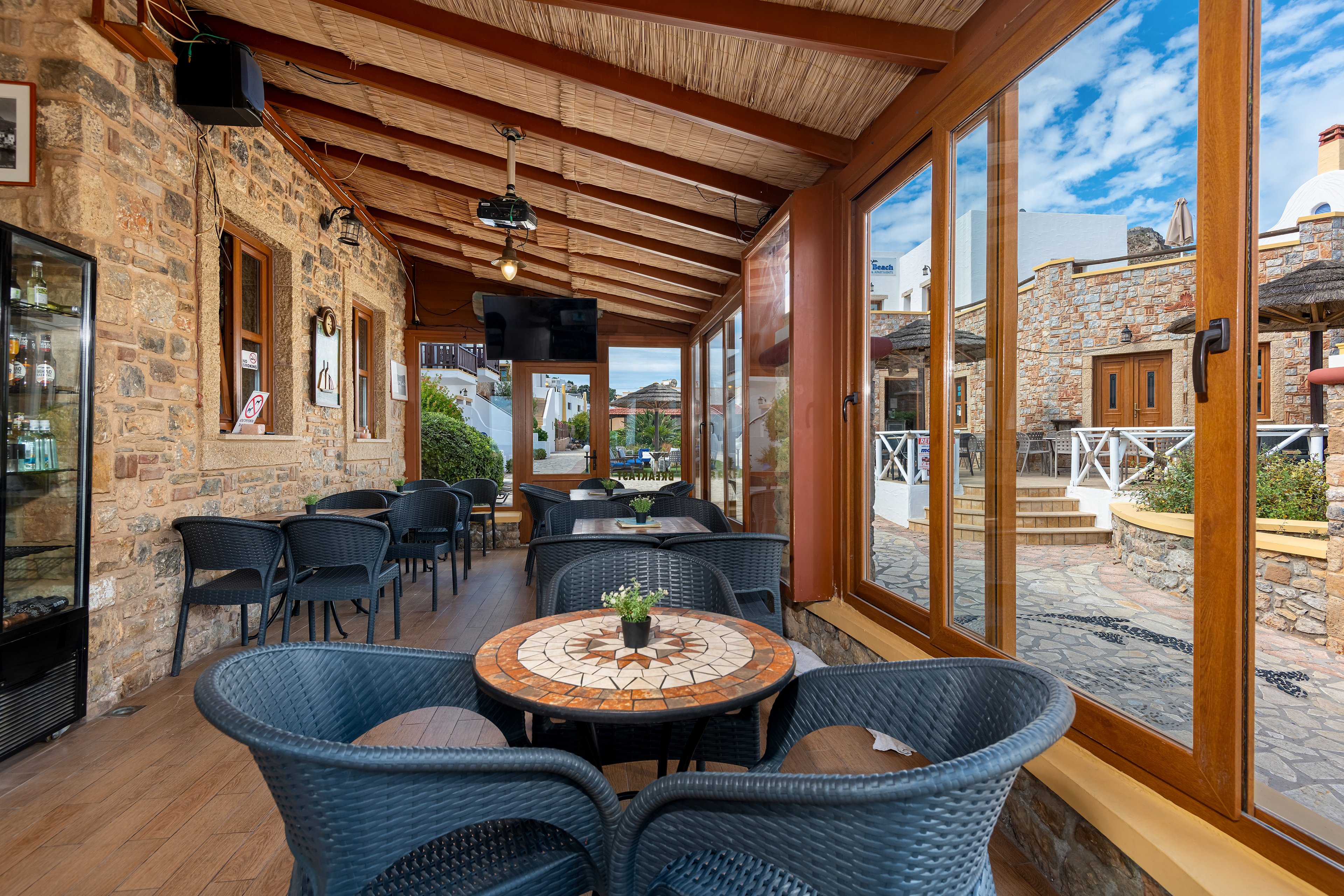 Panteli Beach Studios & Apartments