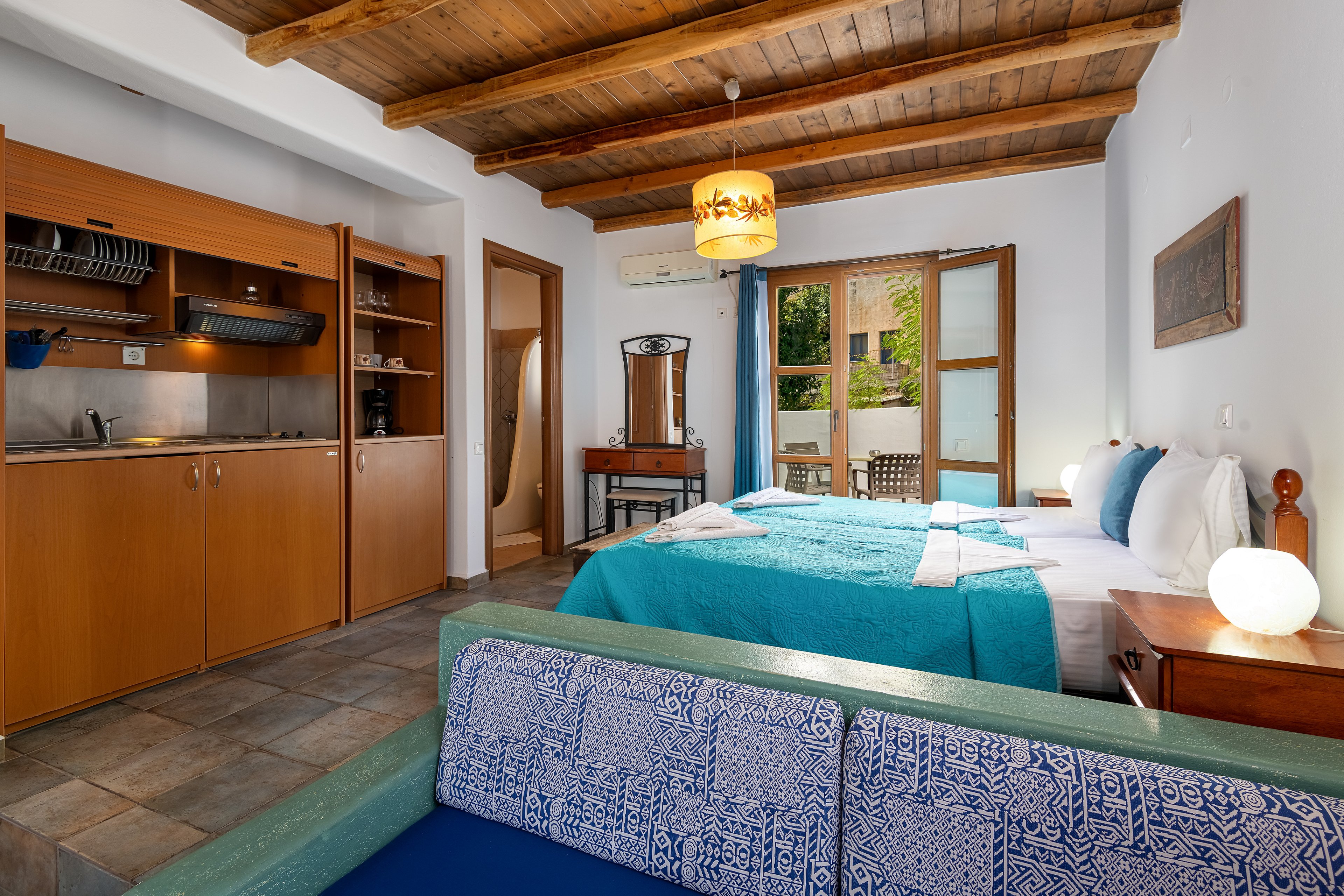 Panteli Beach Studios & Apartments