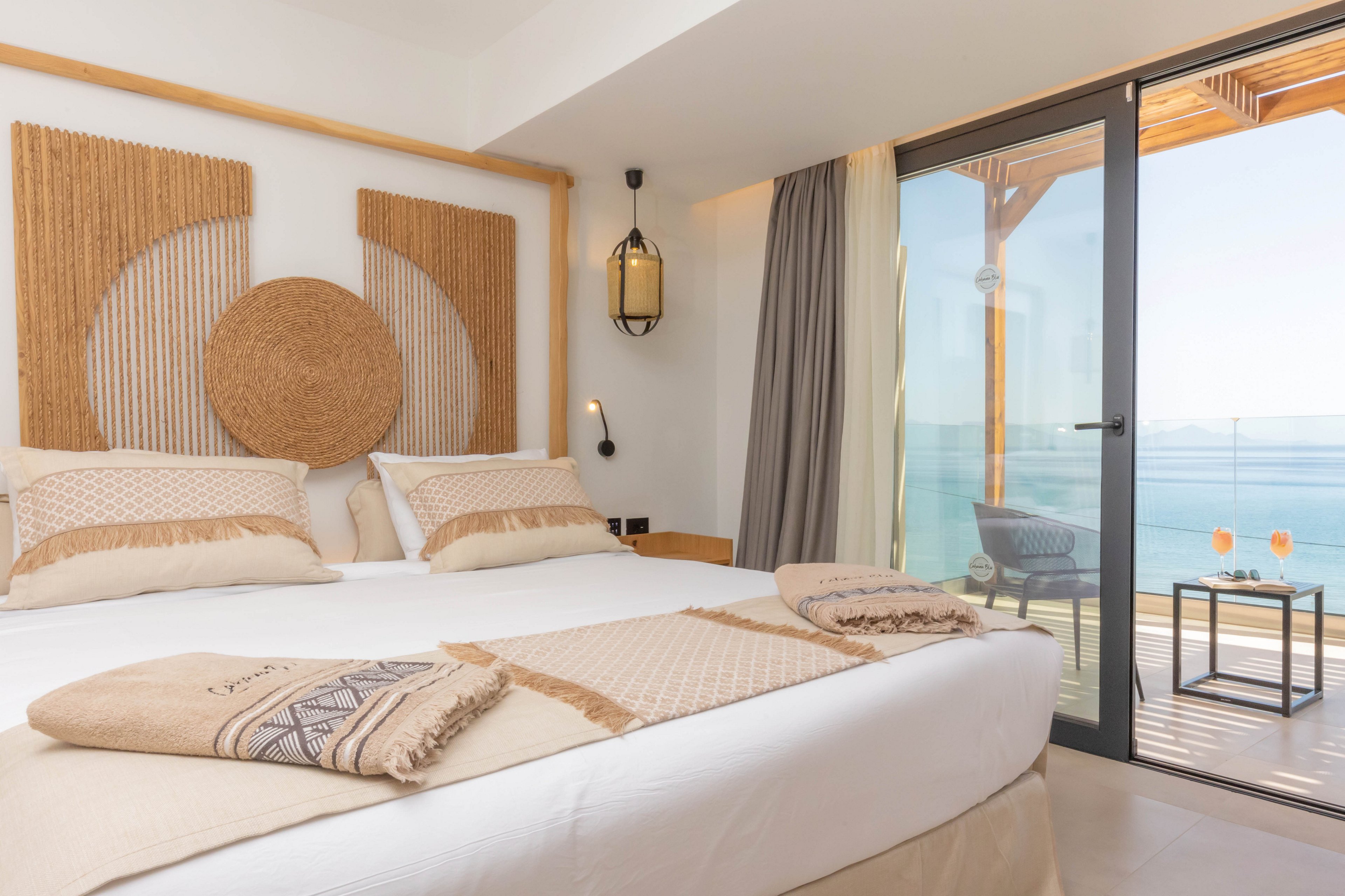 Cabana Blu Hotel & Suites