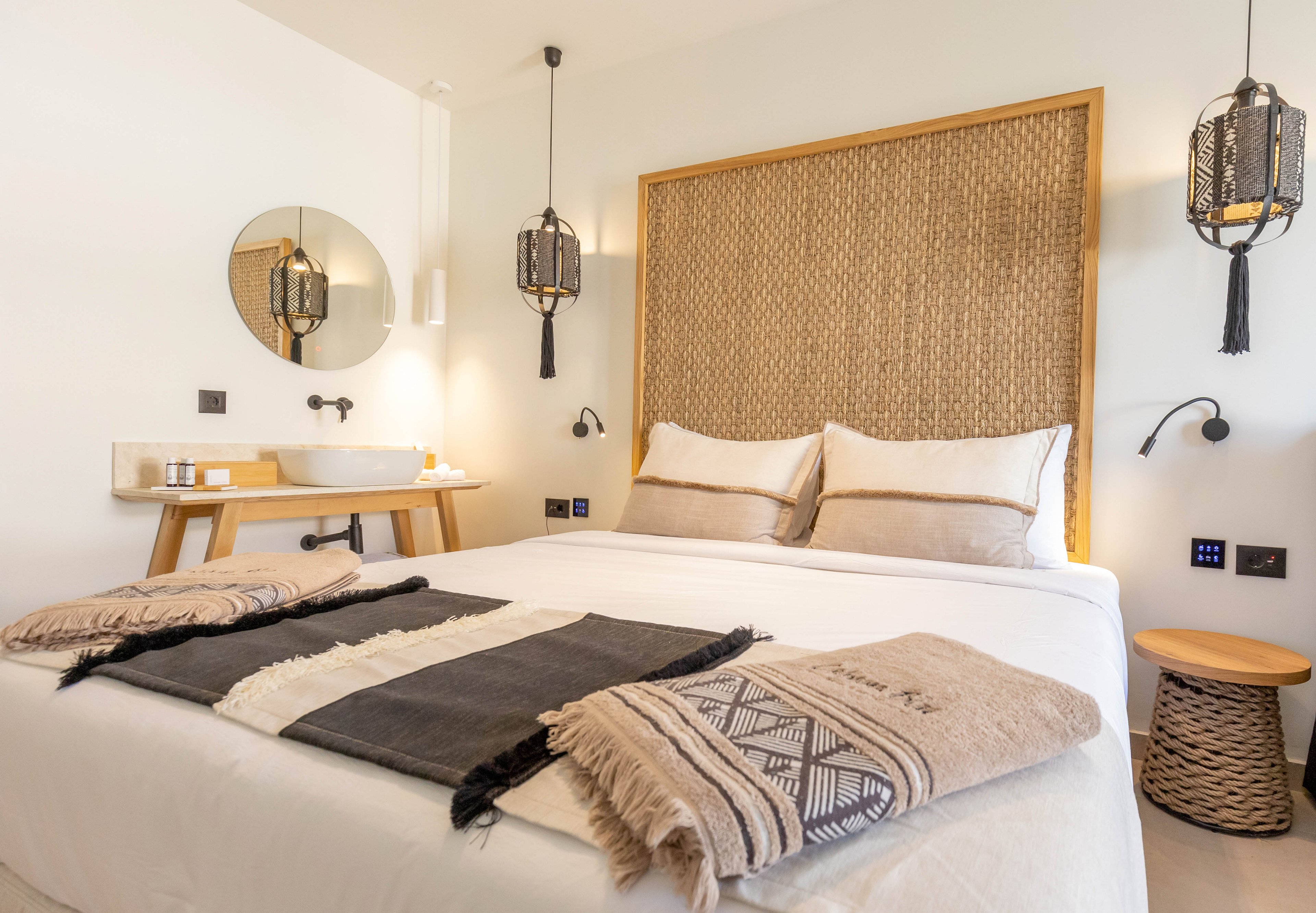 Cabana Blu Hotel & Suites