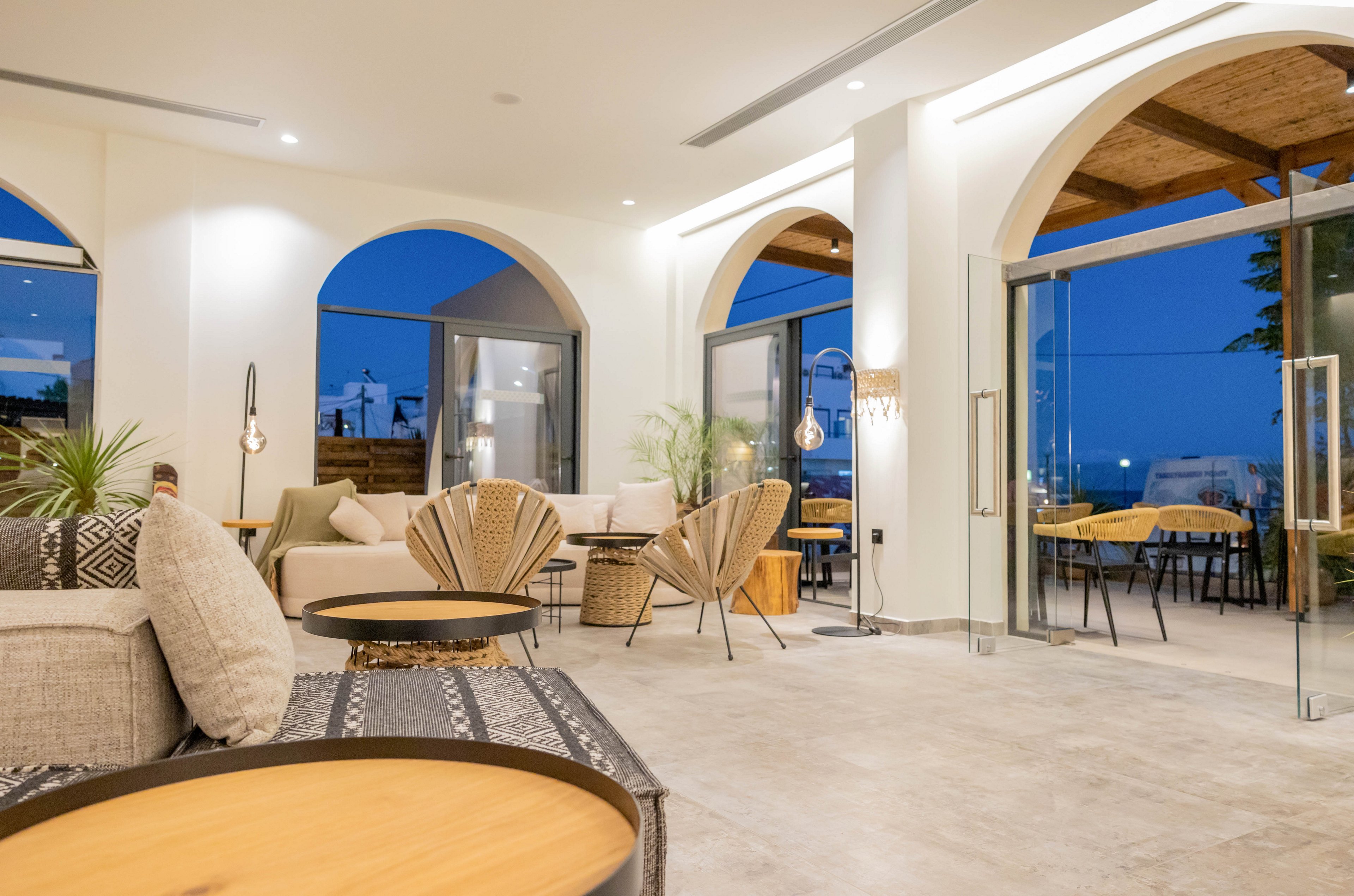 Cabana Blu Hotel & Suites