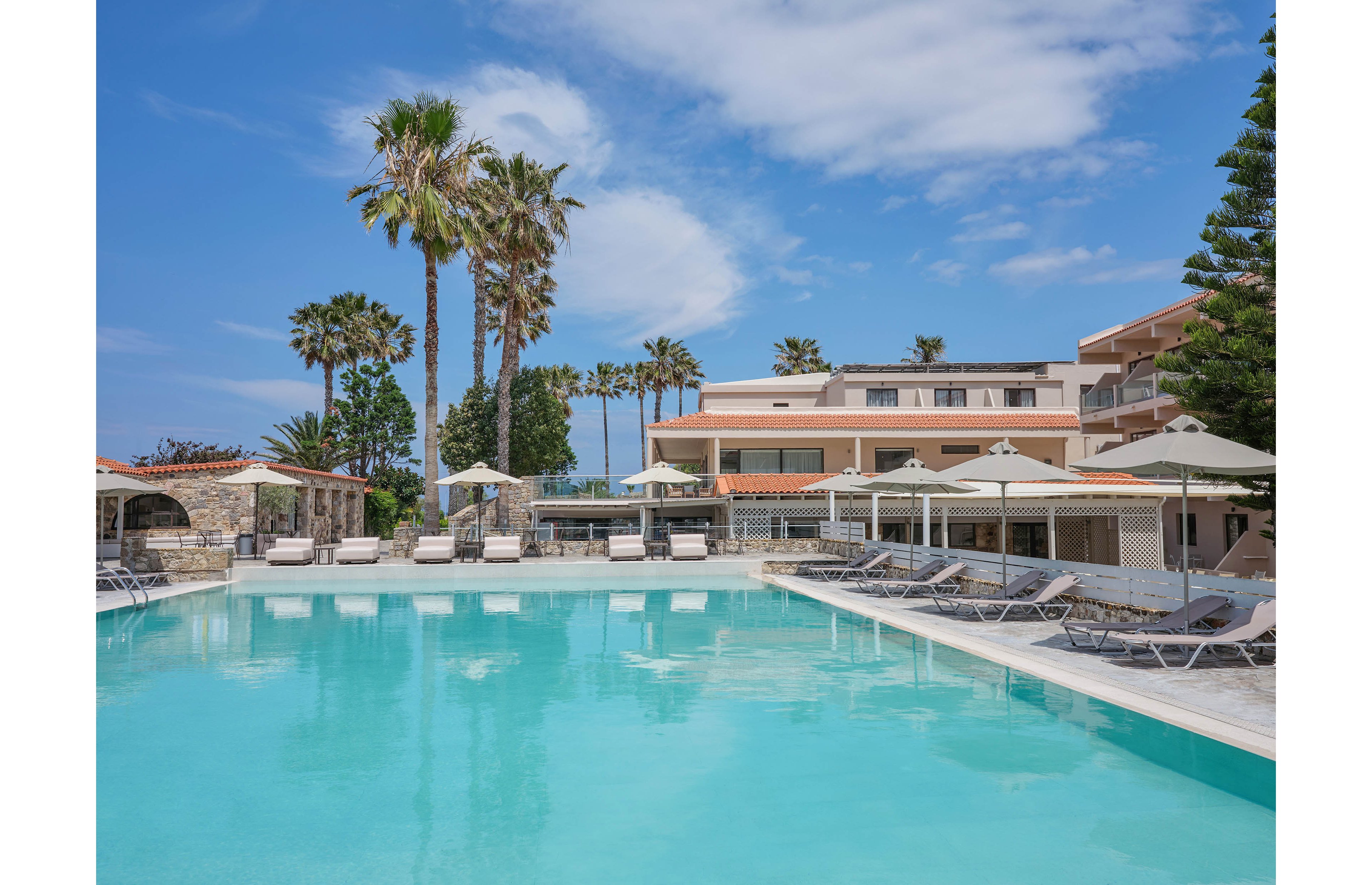 Atlantica Thalassa Hotel