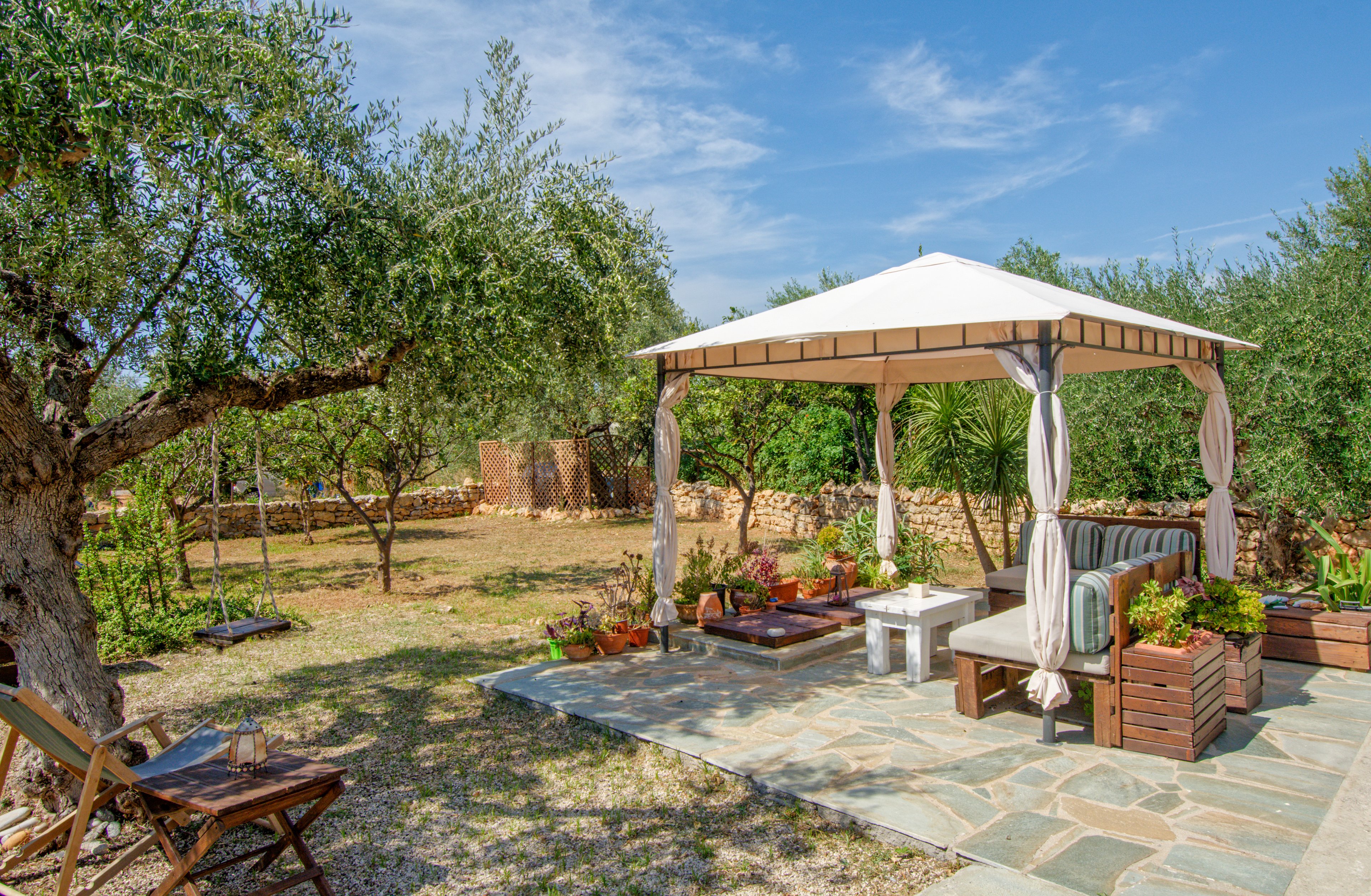 Alexandra Apartments