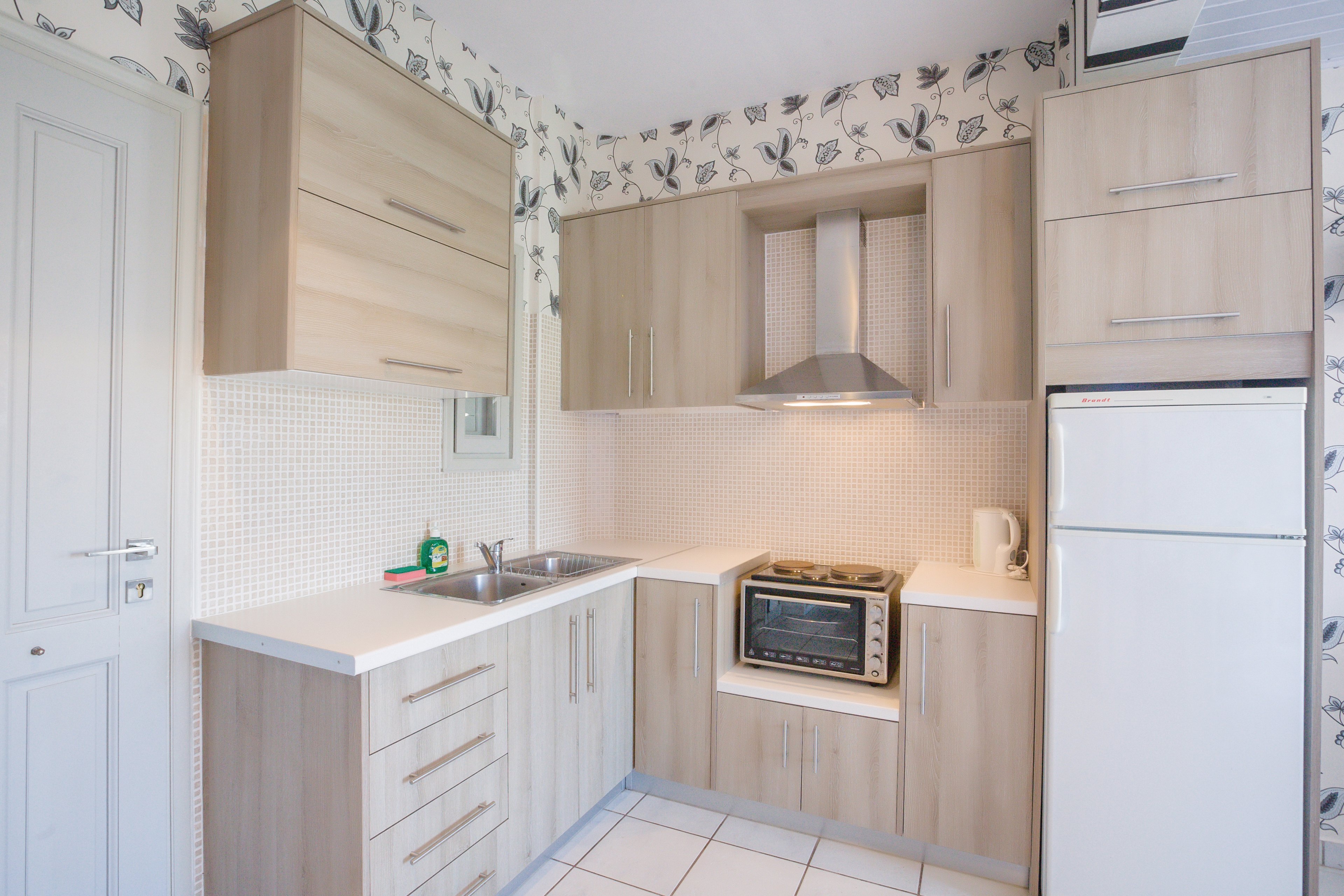 Potamaki Studios & Apartments