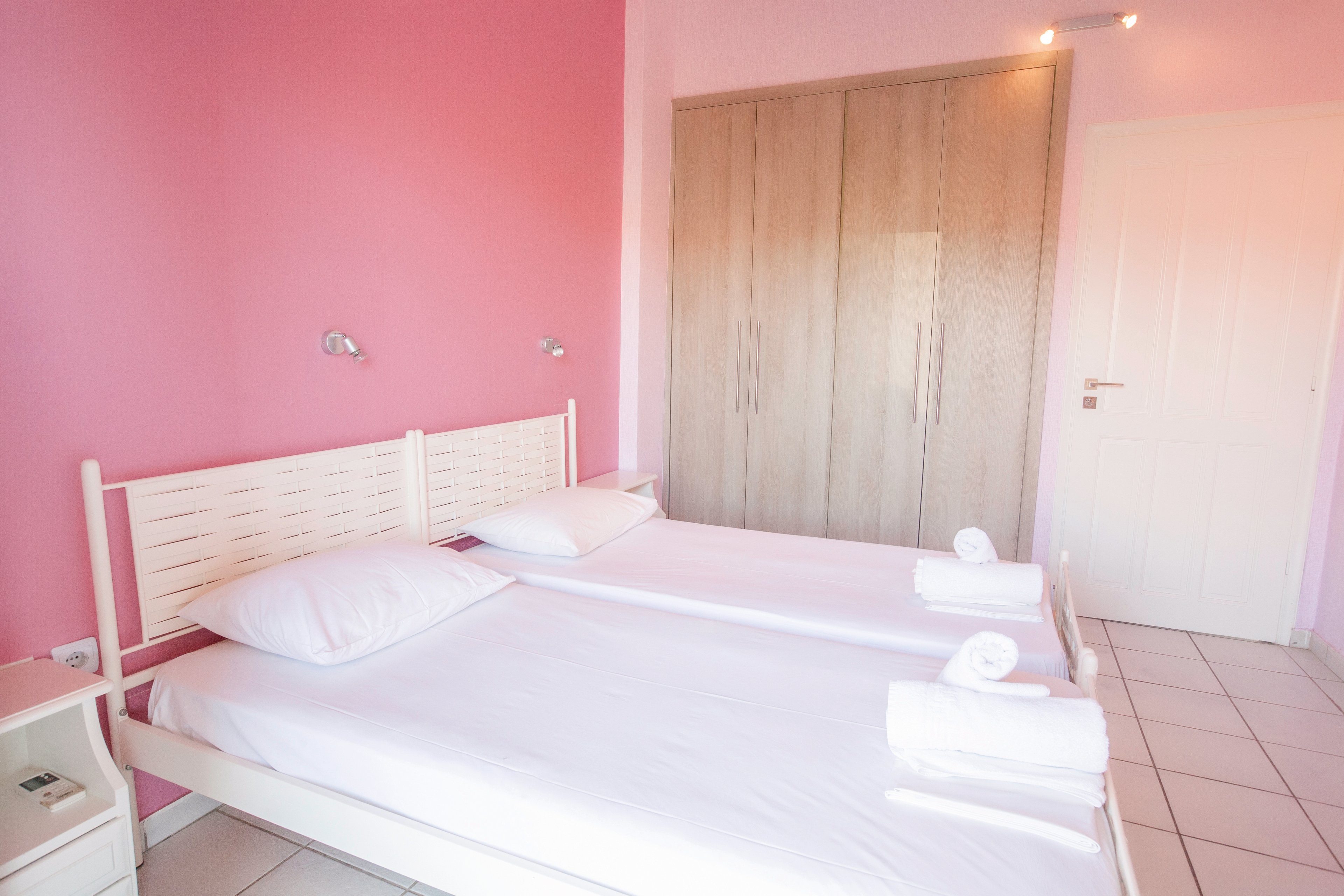 Potamaki Studios & Apartments