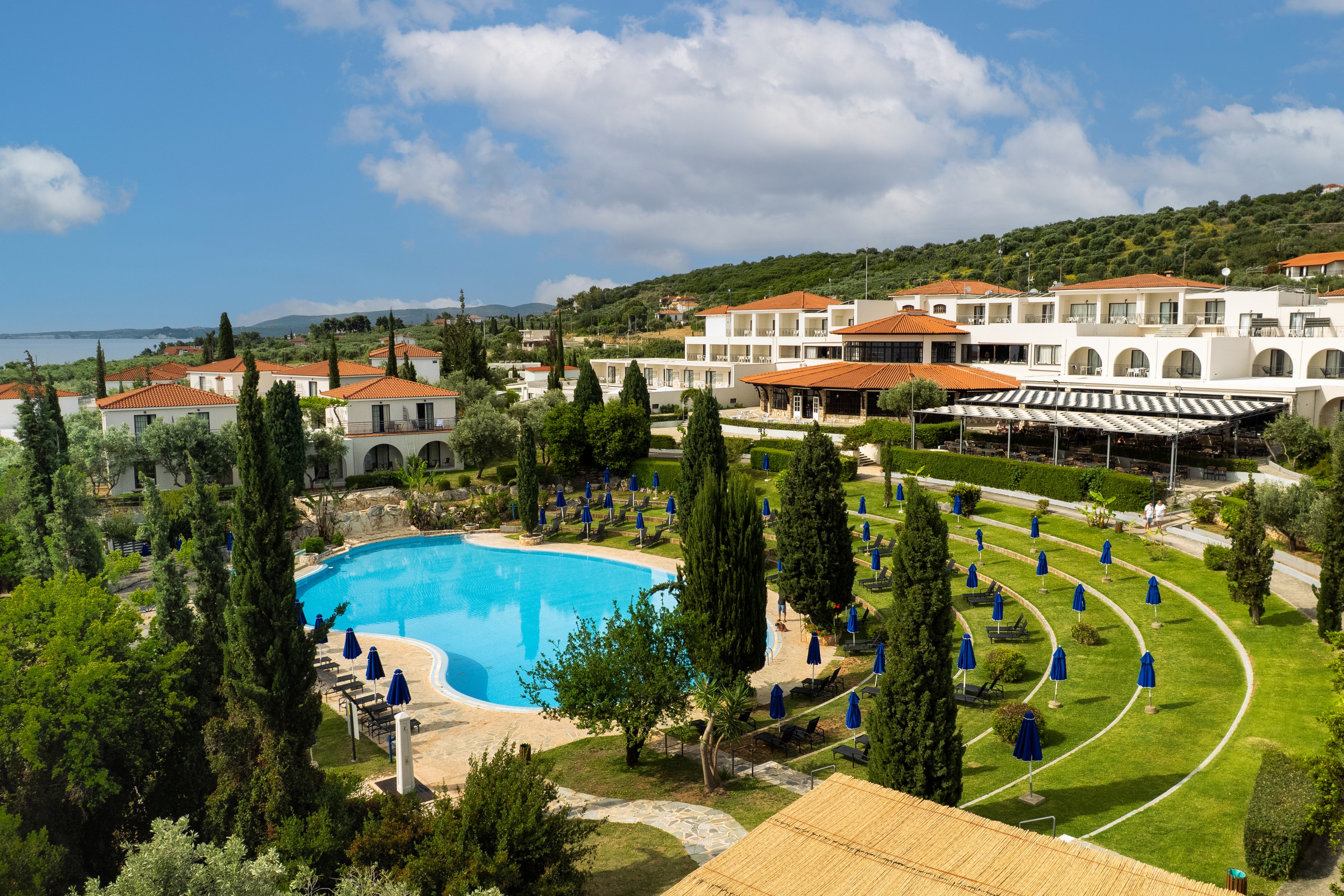 Sunrise Village Beach Hotel