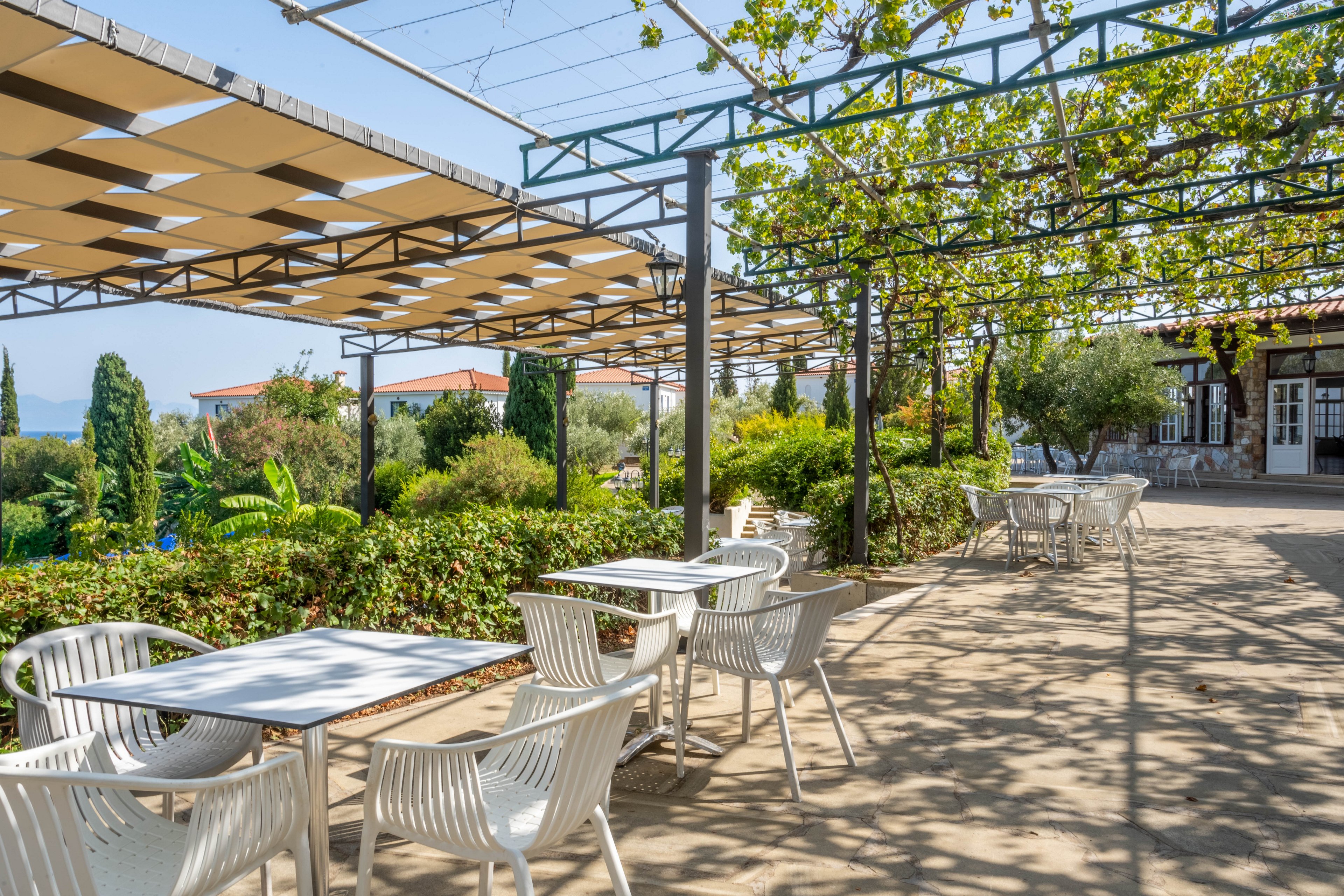 Sunrise Village Beach Hotel