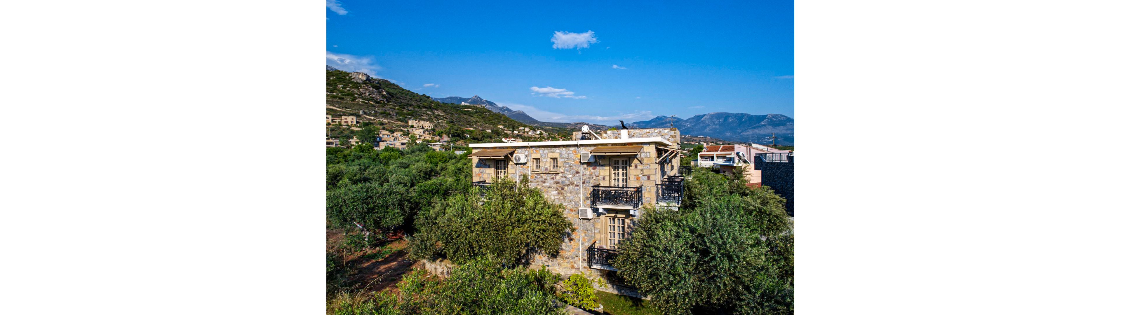 Nikas Rooms and Apartments