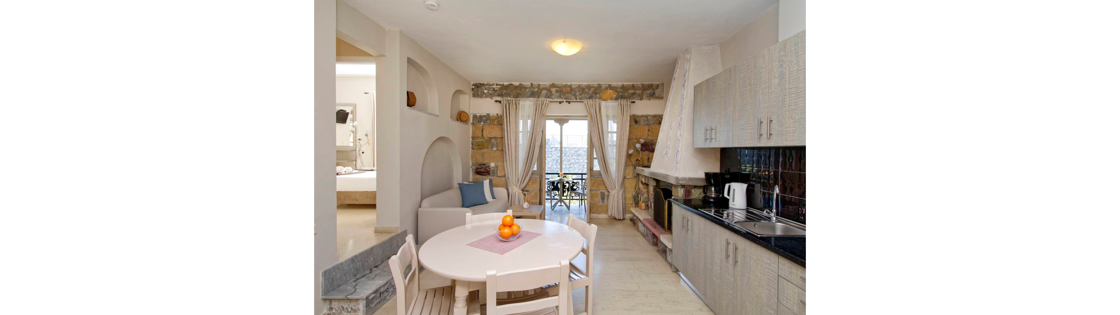 Nikas Rooms and Apartments