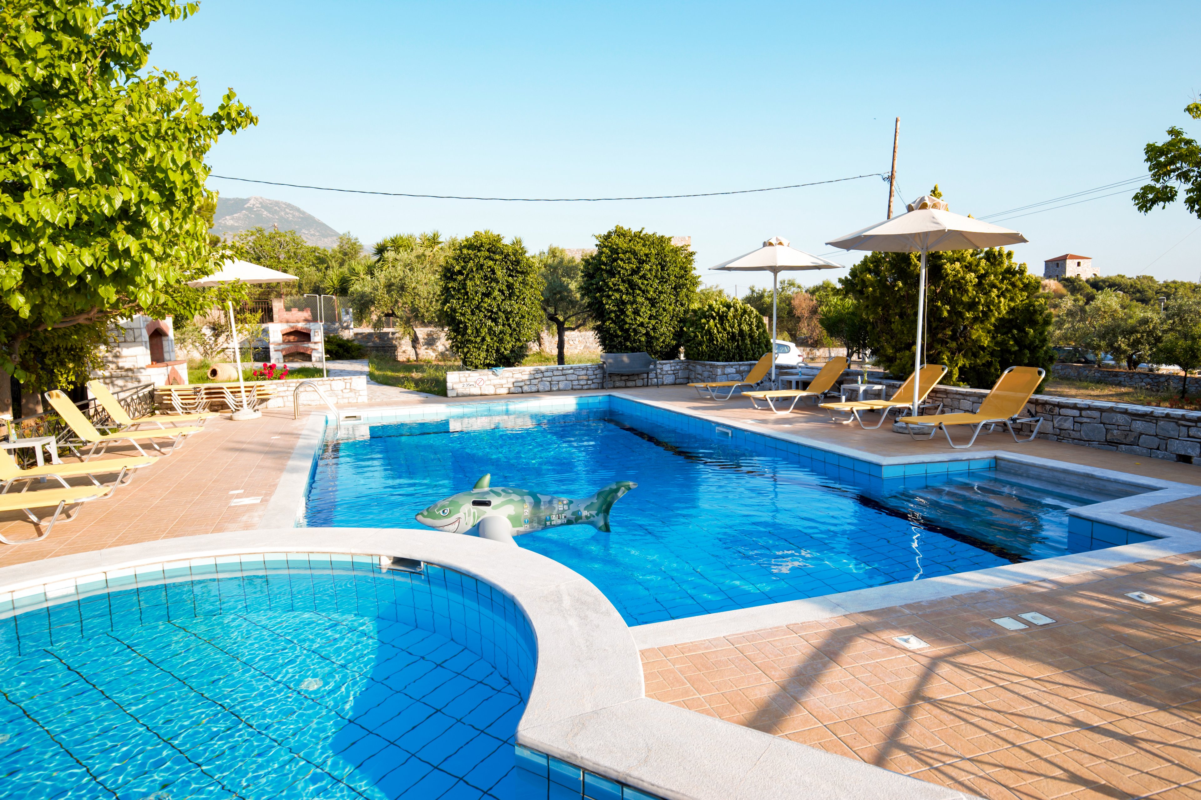 Sunset Studios and Apartments