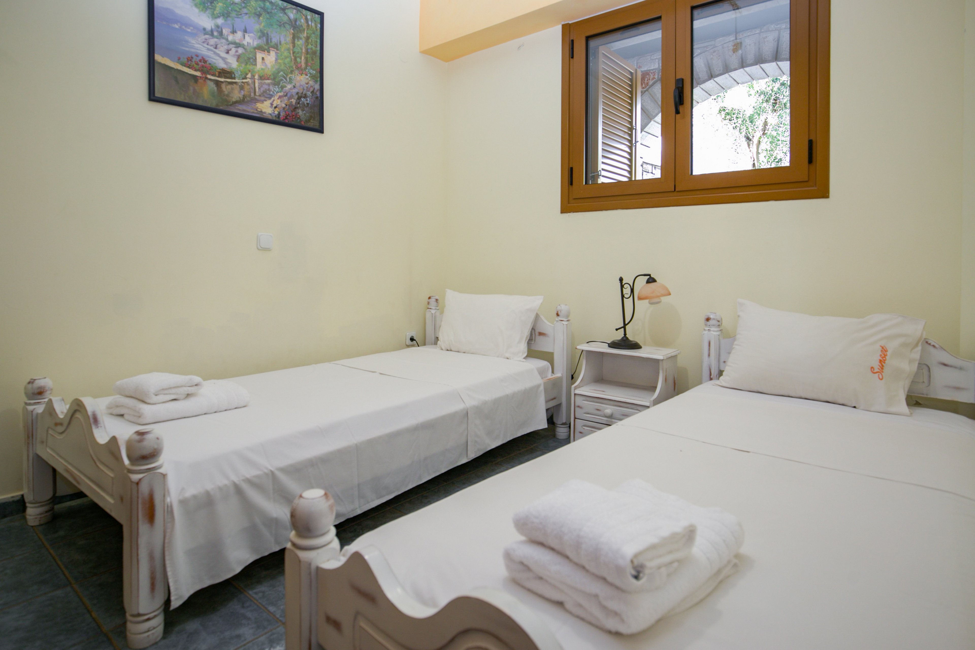 Sunset Studios and Apartments