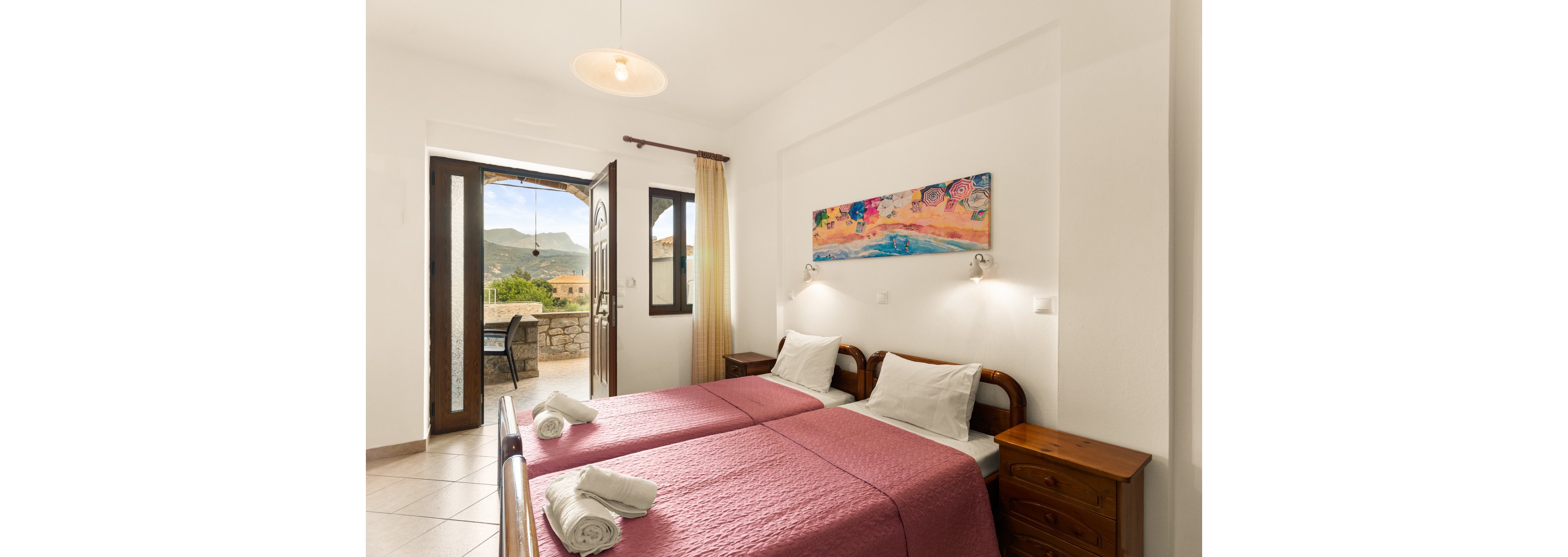 Manivrahos Studios & Apartments