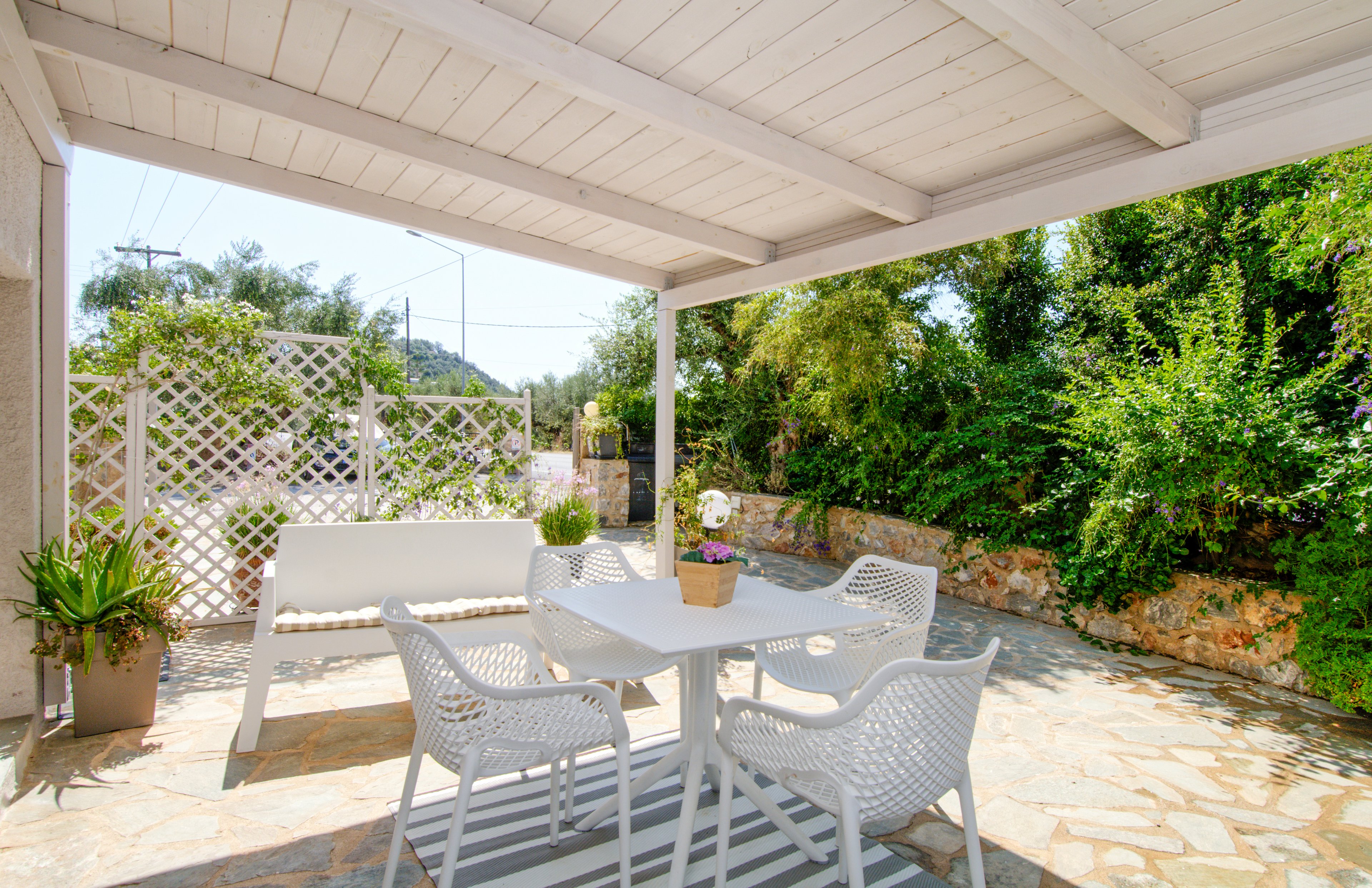 Irida Hotel Apartments