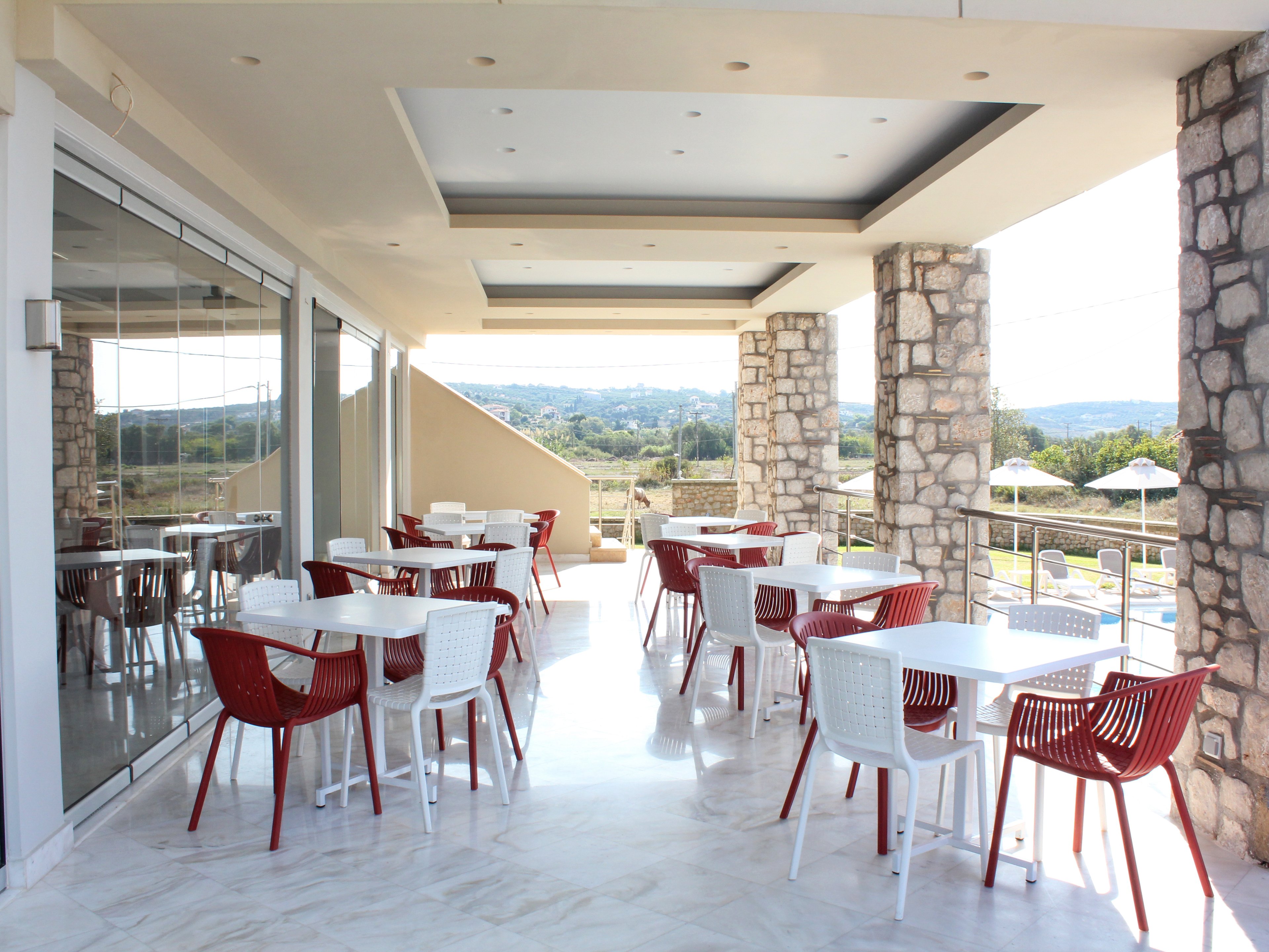 Niriides Villas Hotel