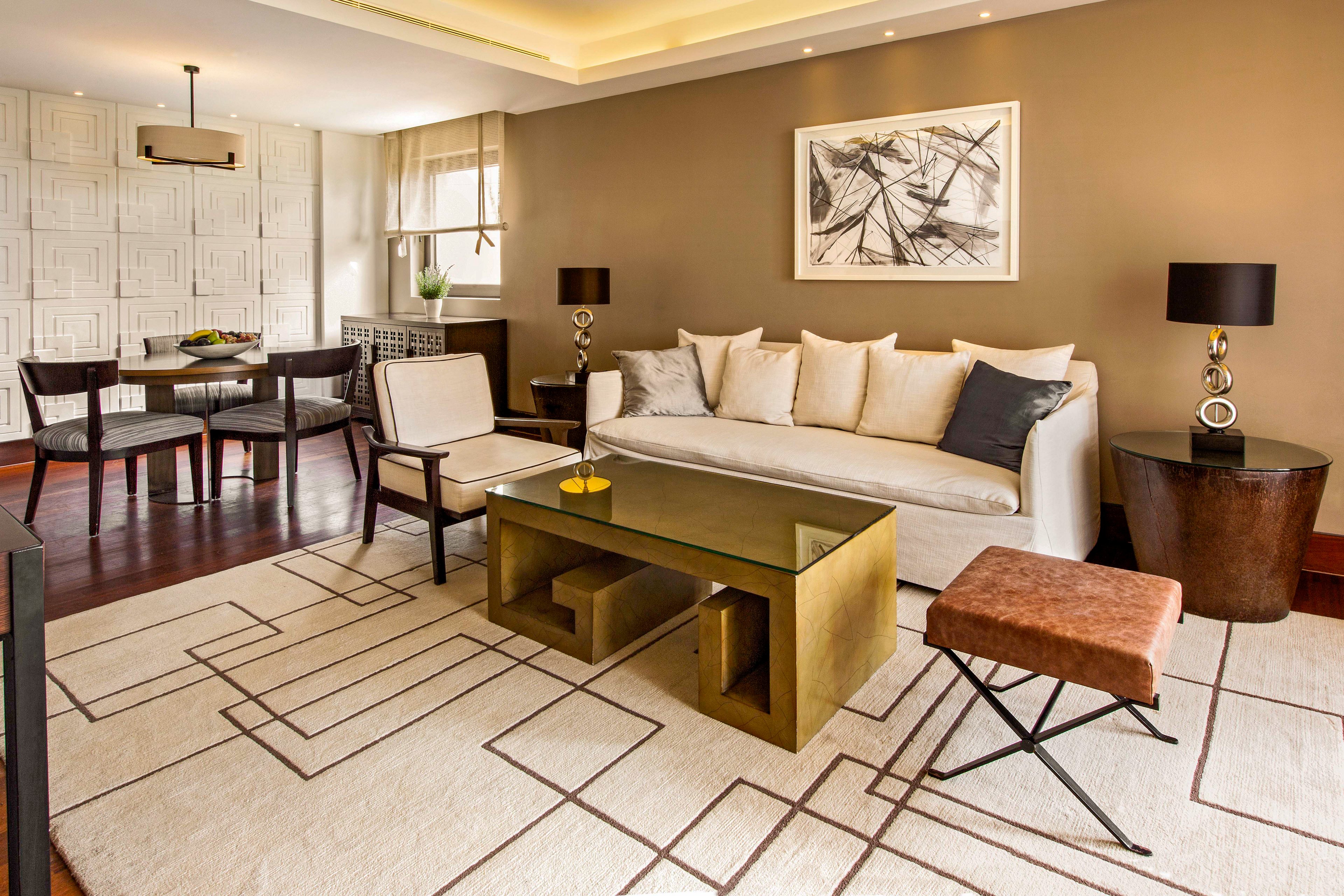 The Romanos a Luxury Collection Resort