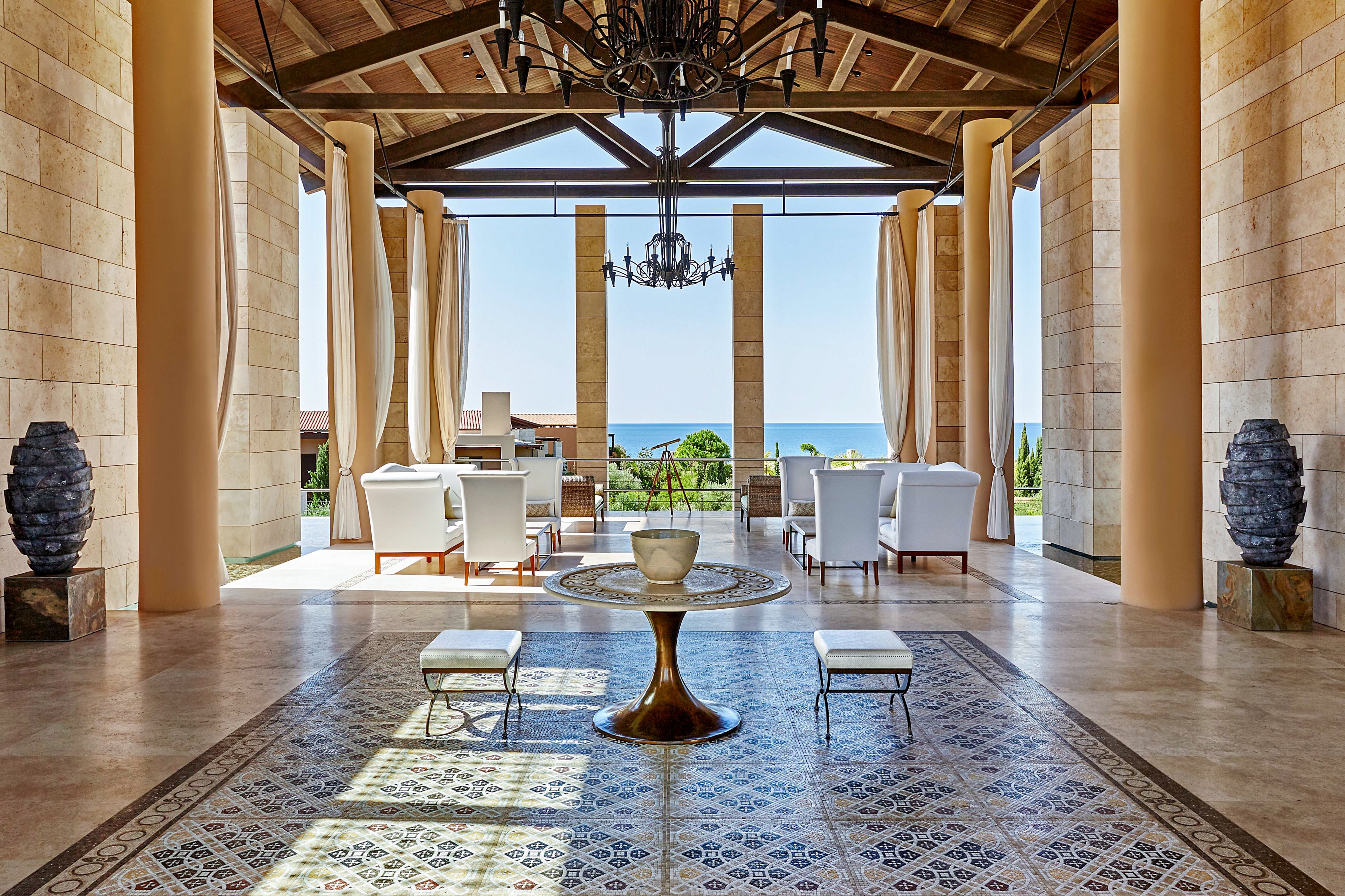 The Romanos a Luxury Collection Resort