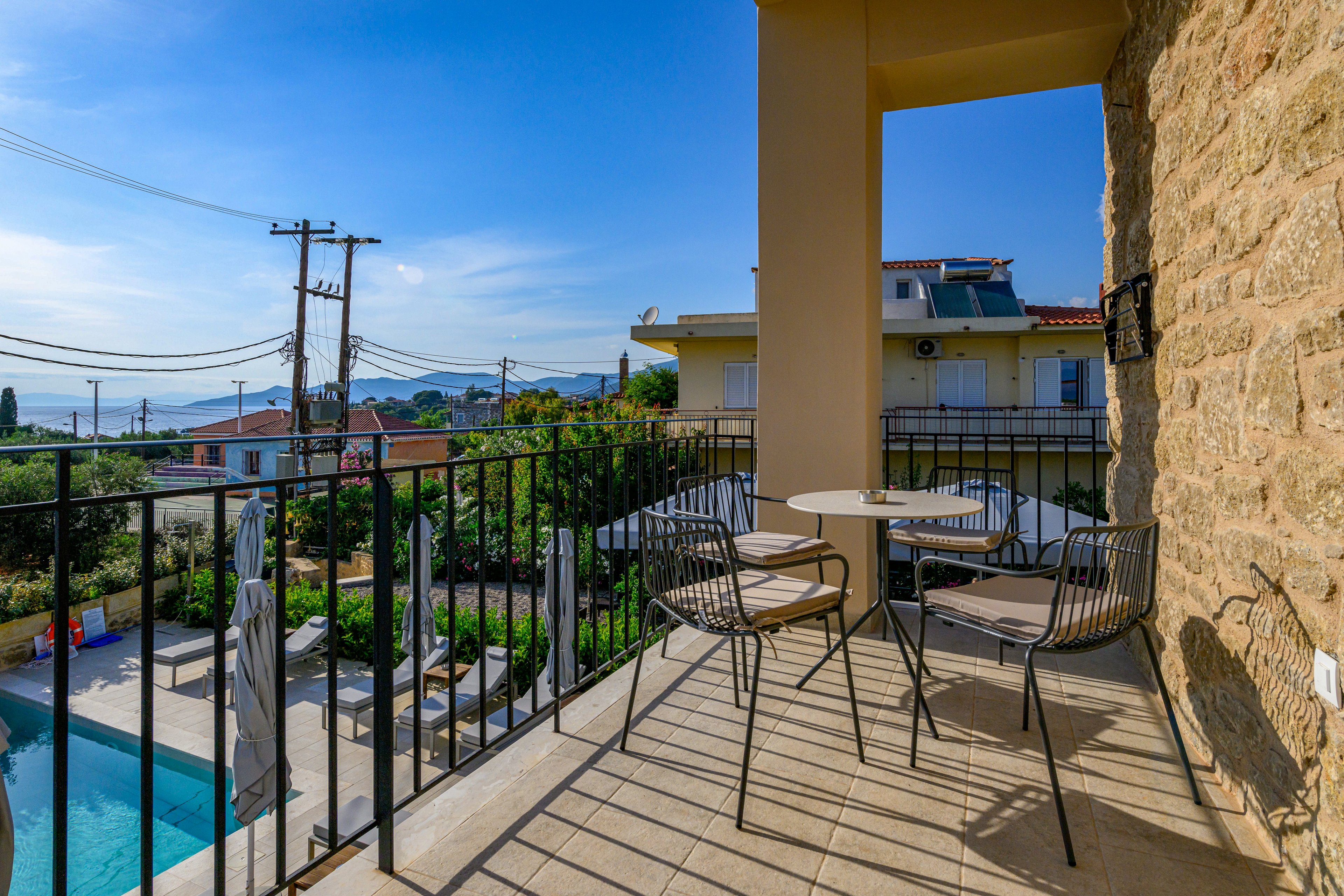 Kannas Mani Luxury Suites