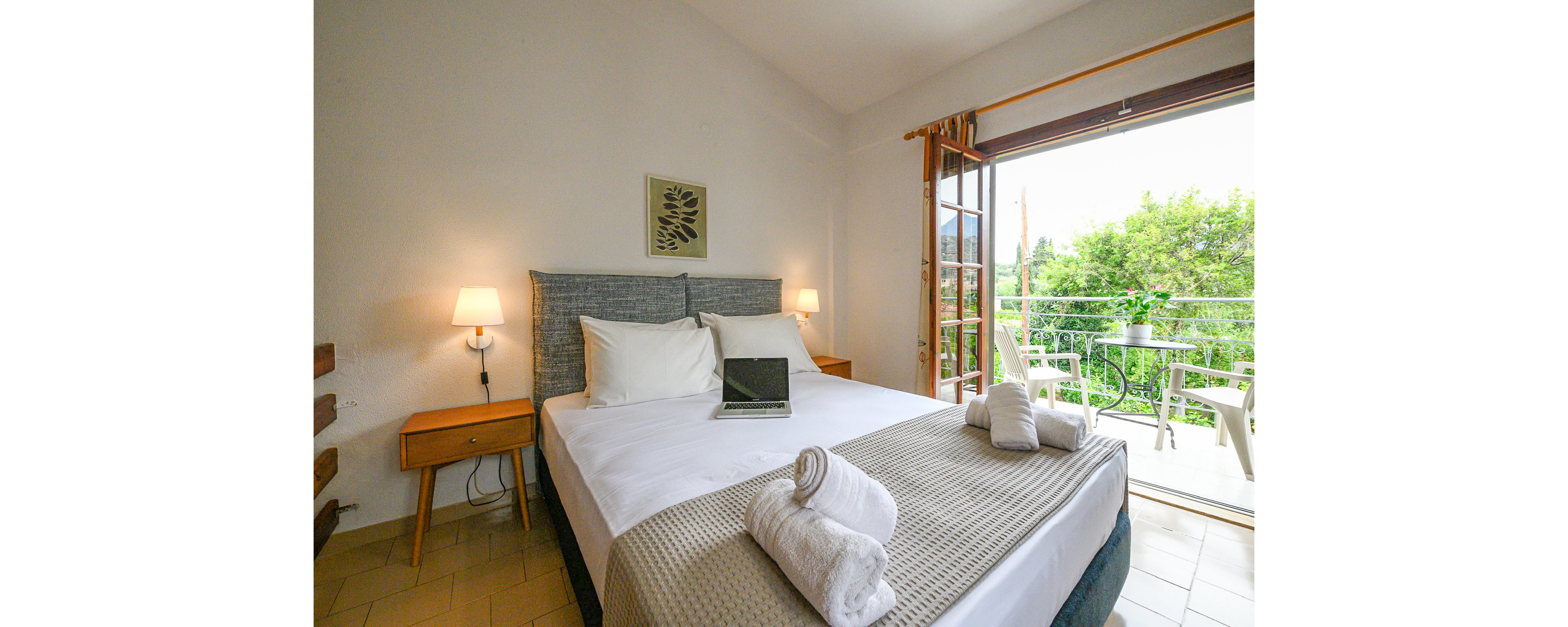 Villa Kosta Hotel & Apartments