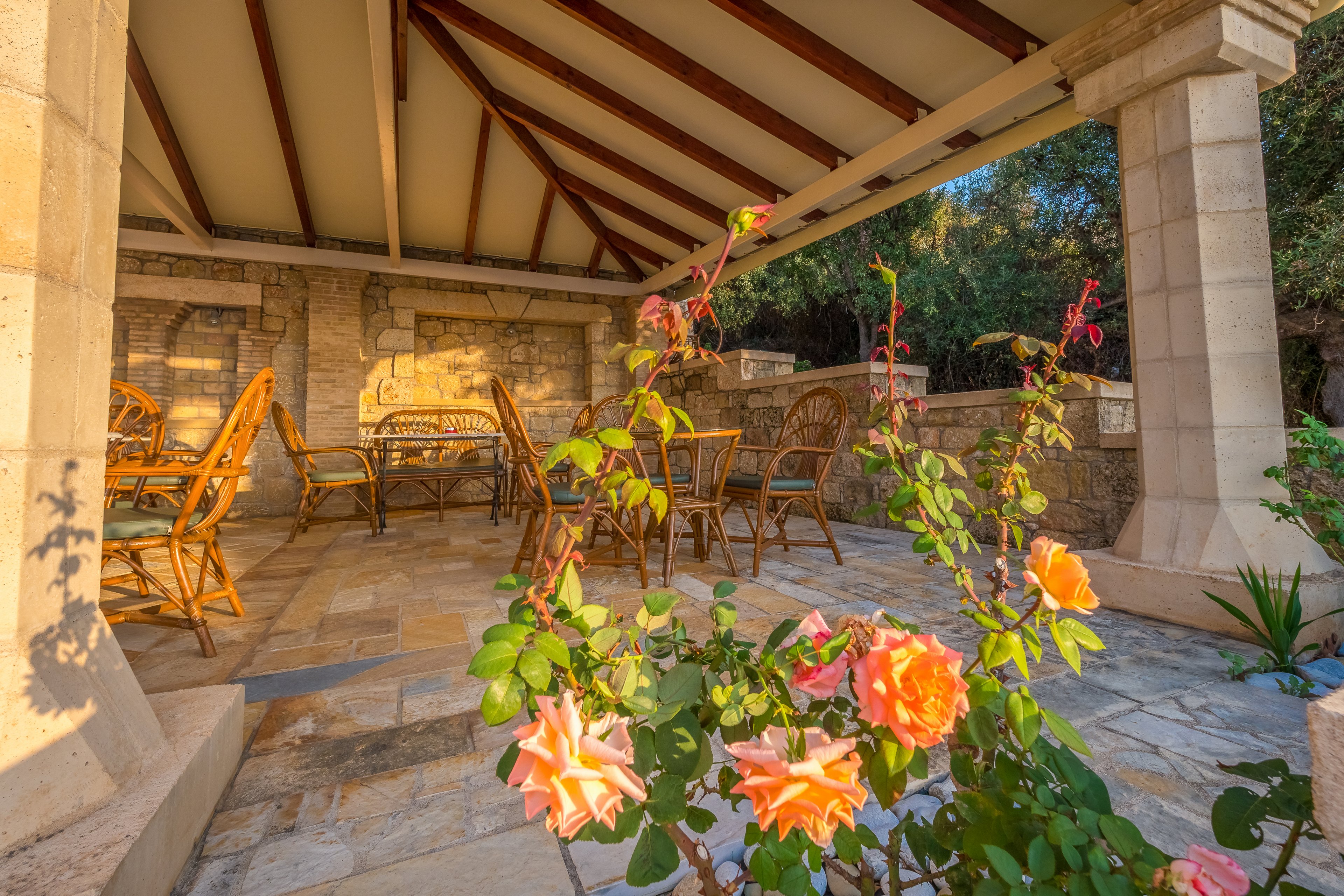 Palataki Apartments and Studios