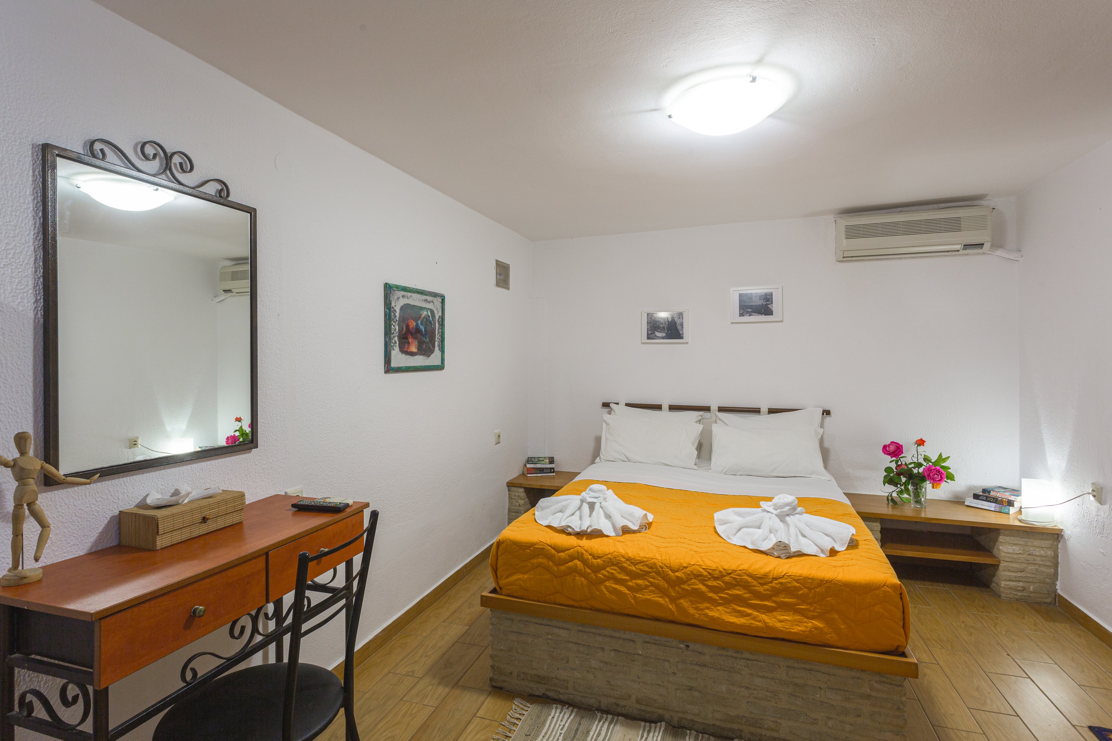 Palataki Apartments and Studios