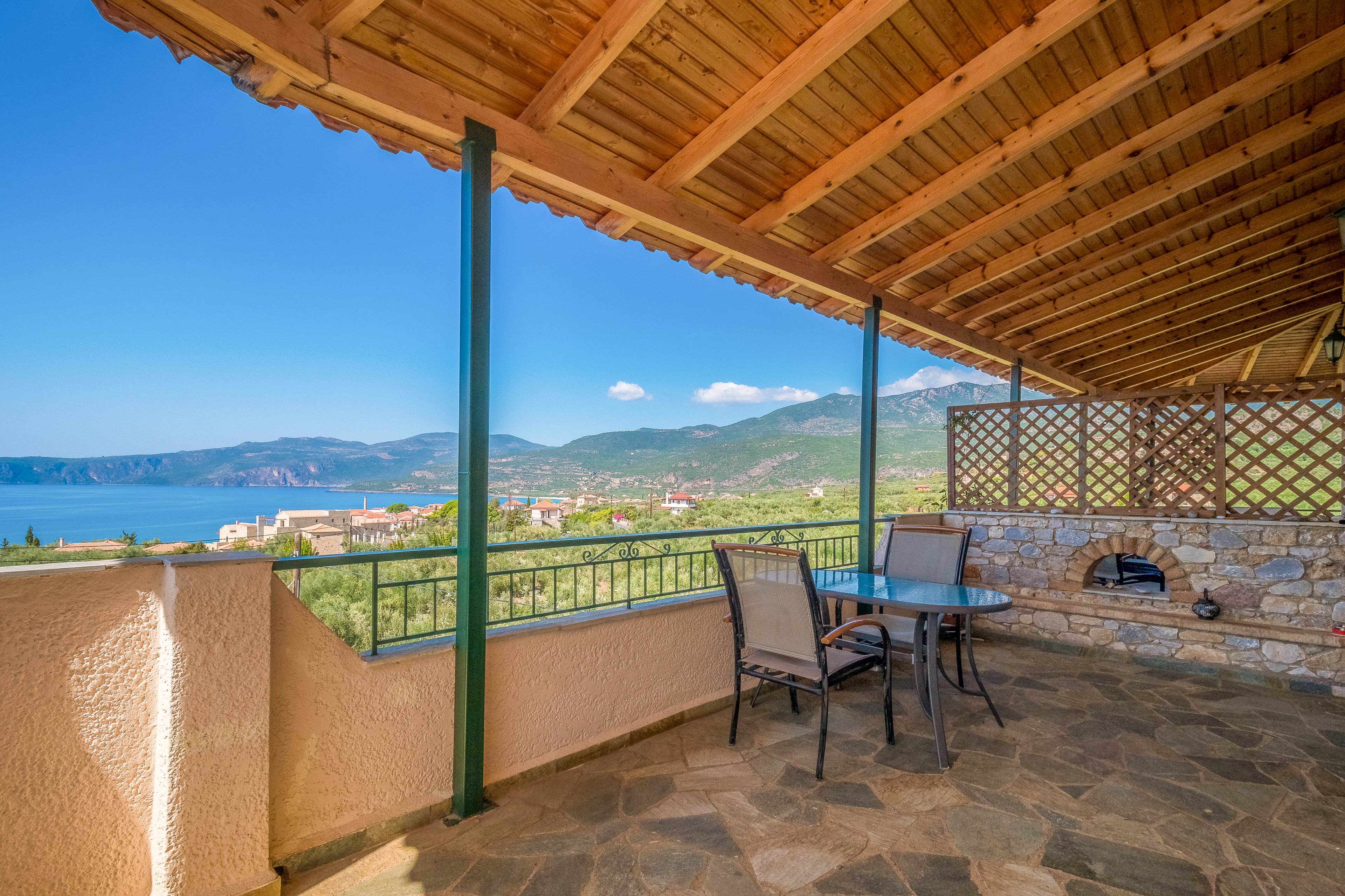 Palataki Apartments and Studios