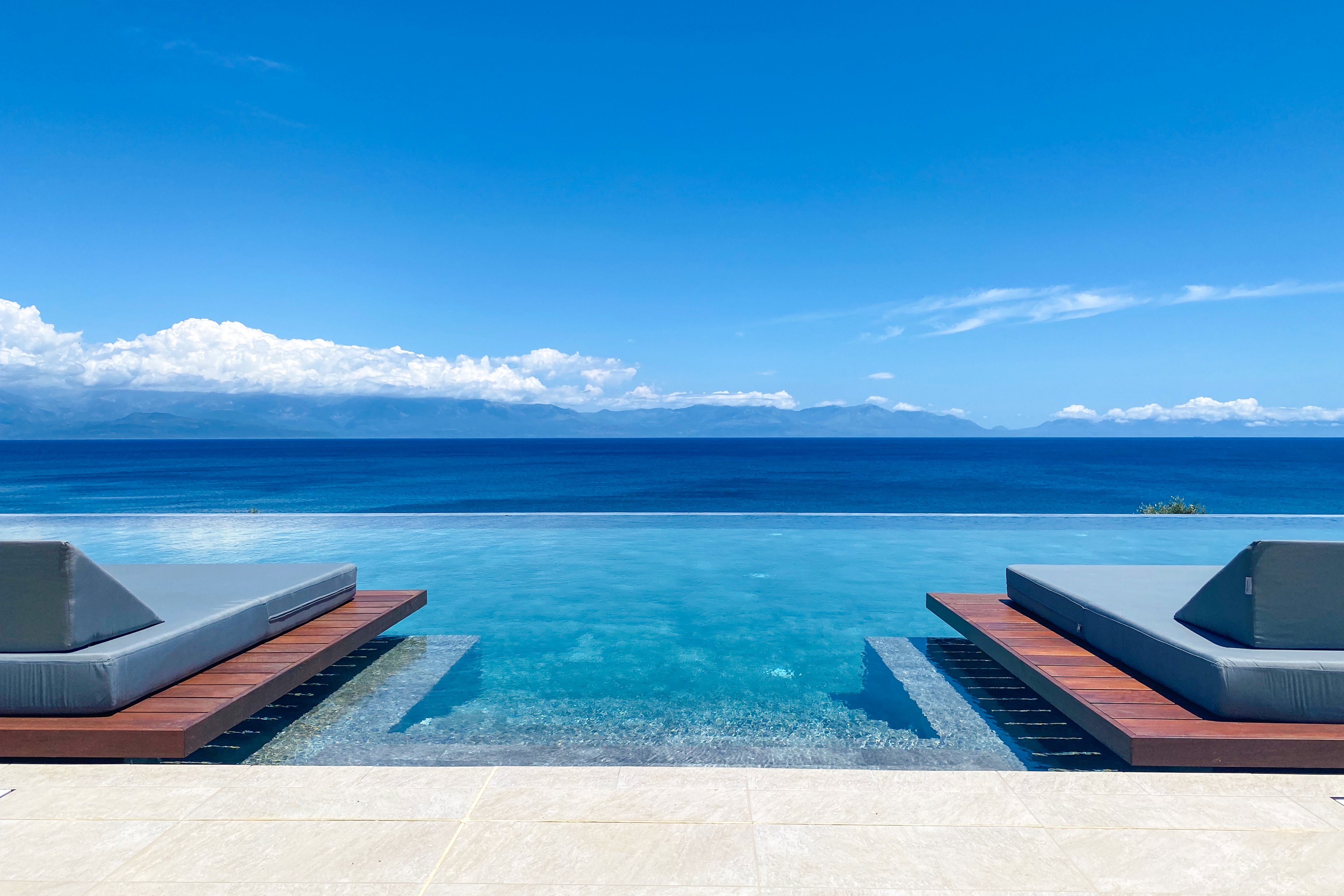 Colonides Beach Hotel