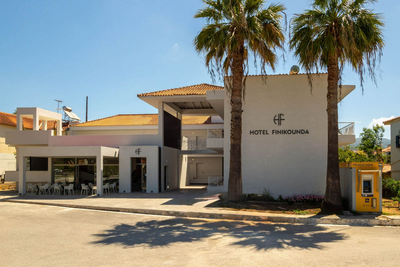 Finikounda Hotel