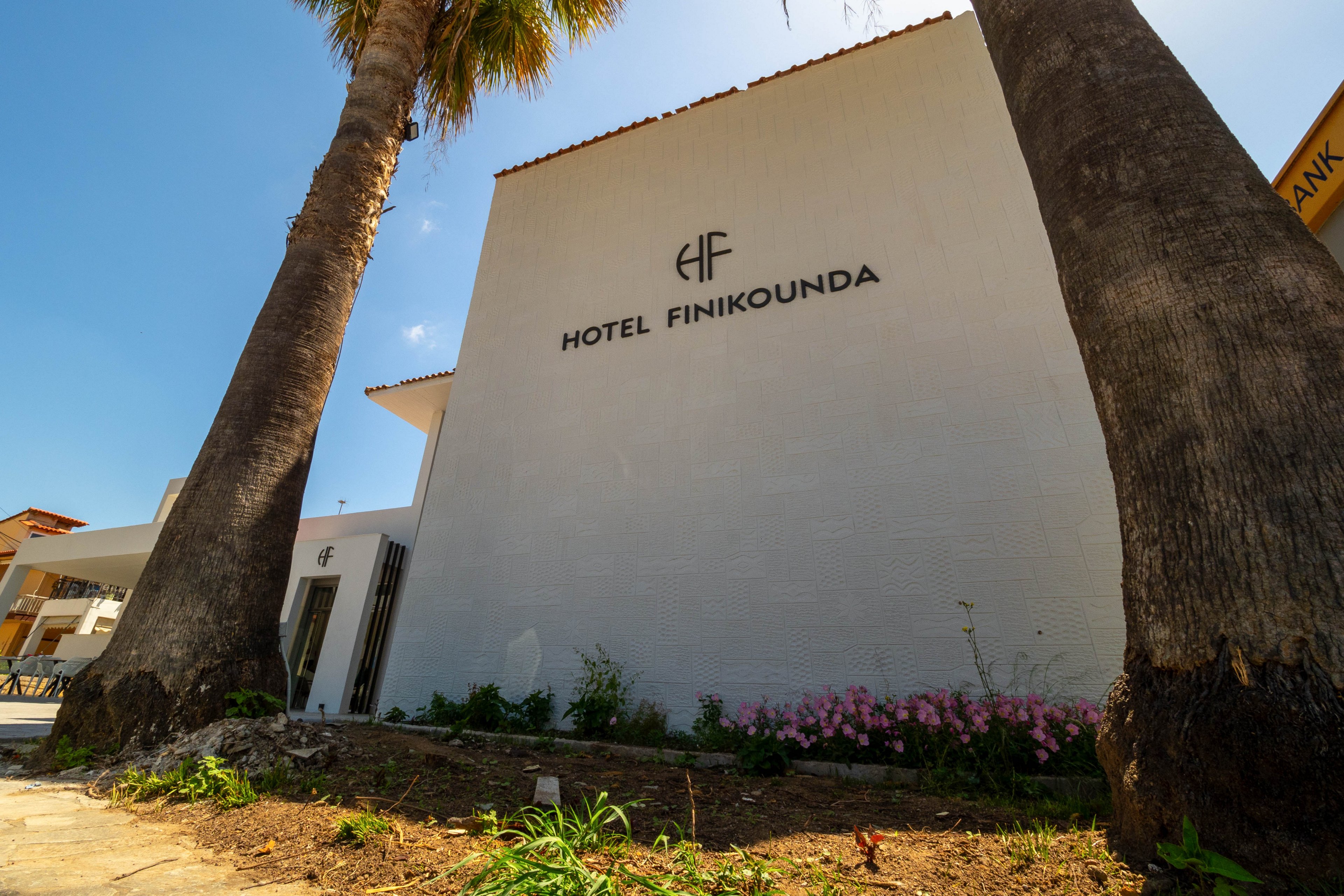 Finikounda Hotel