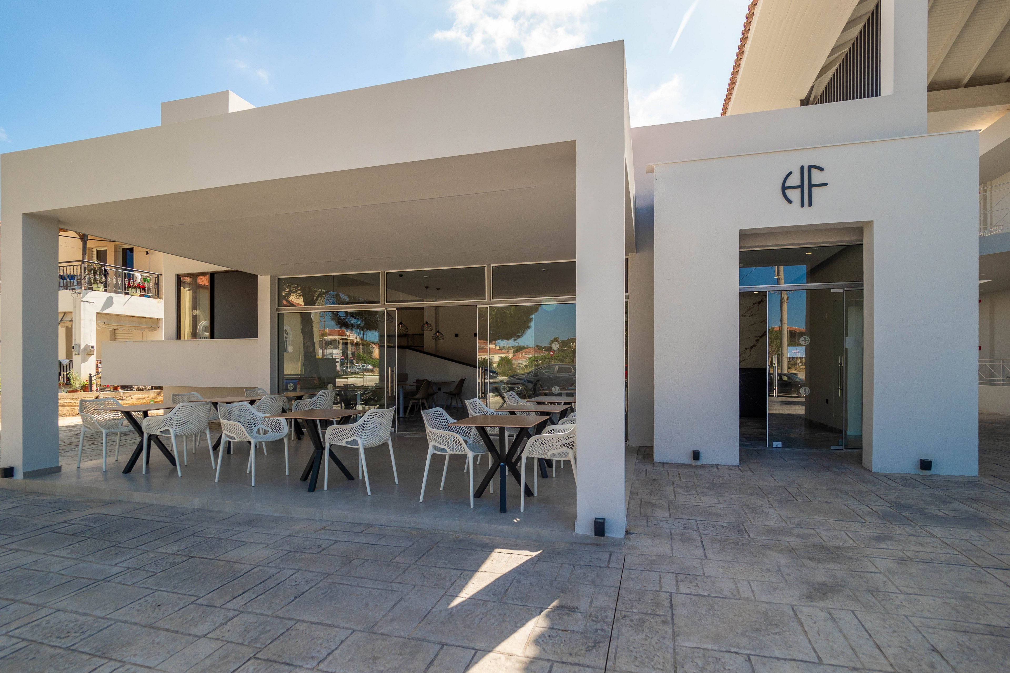 Finikounda Hotel