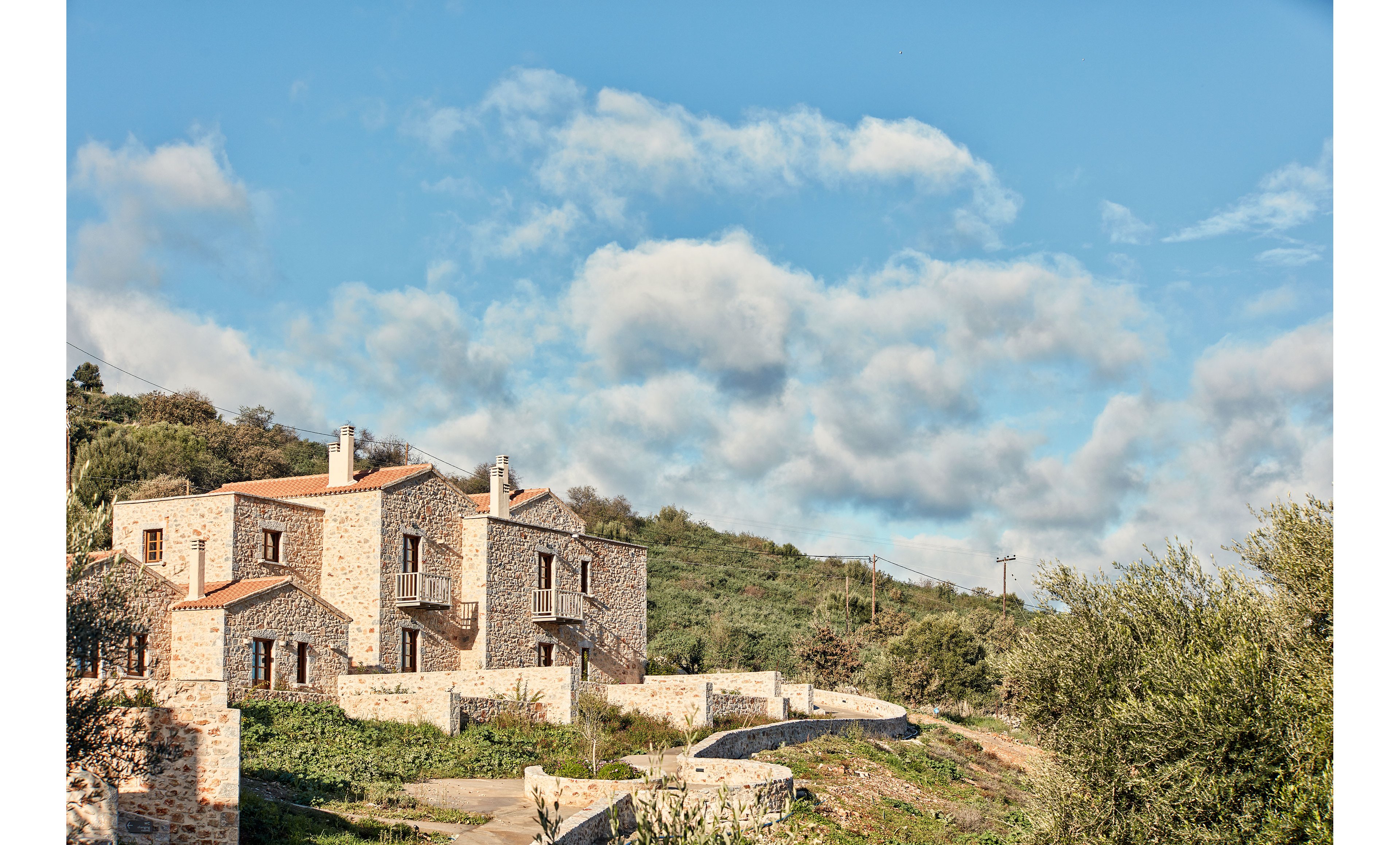 100 Rizes Luxury Sea Side Resort