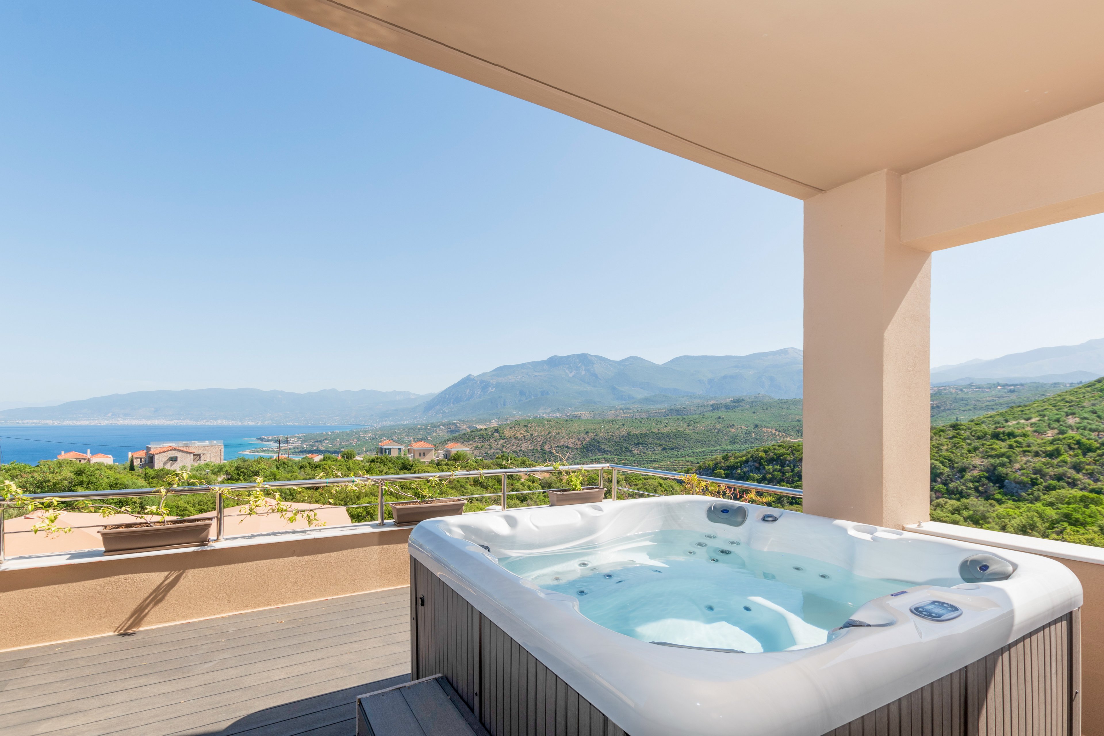 Searocks Exclusive Villas Resort