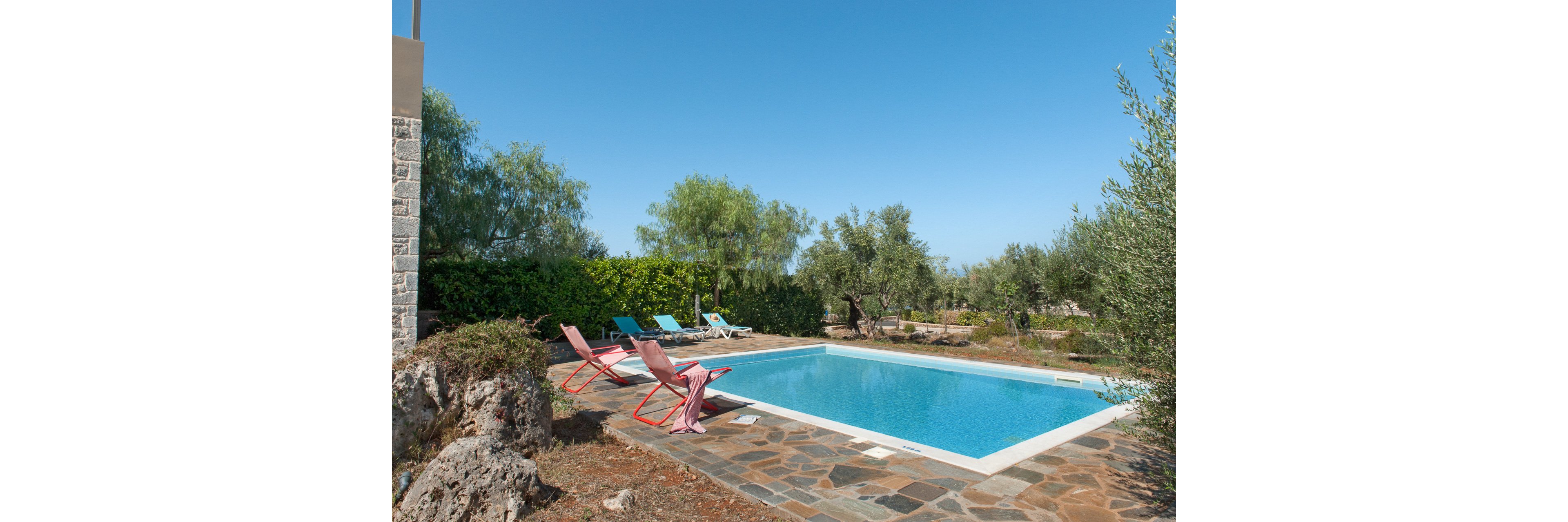 Searocks Exclusive Villas Resort