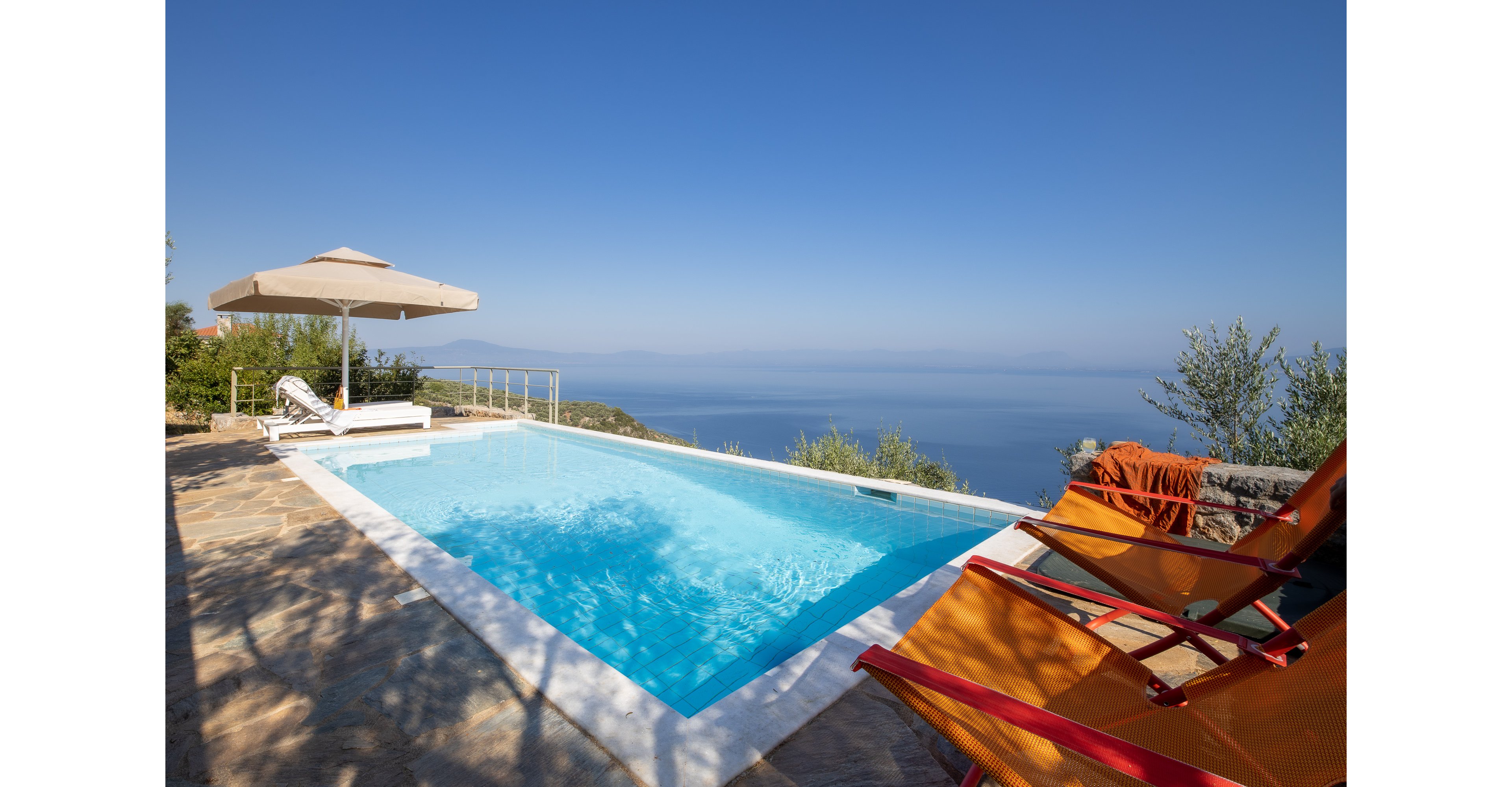 Searocks Exclusive Villas Resort