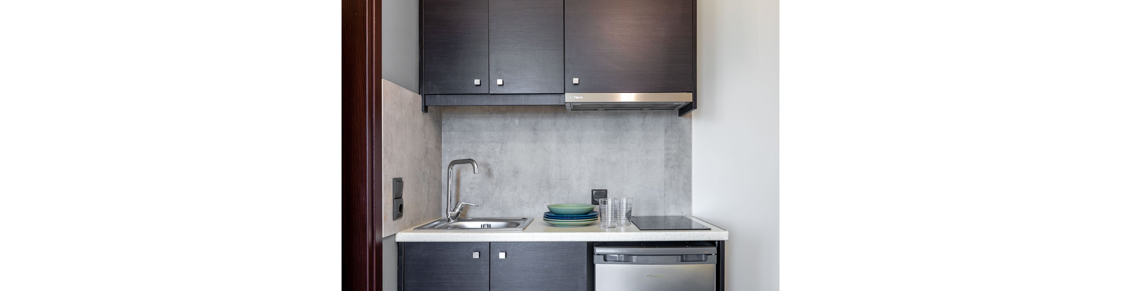 Kyparissia Diamond Suites