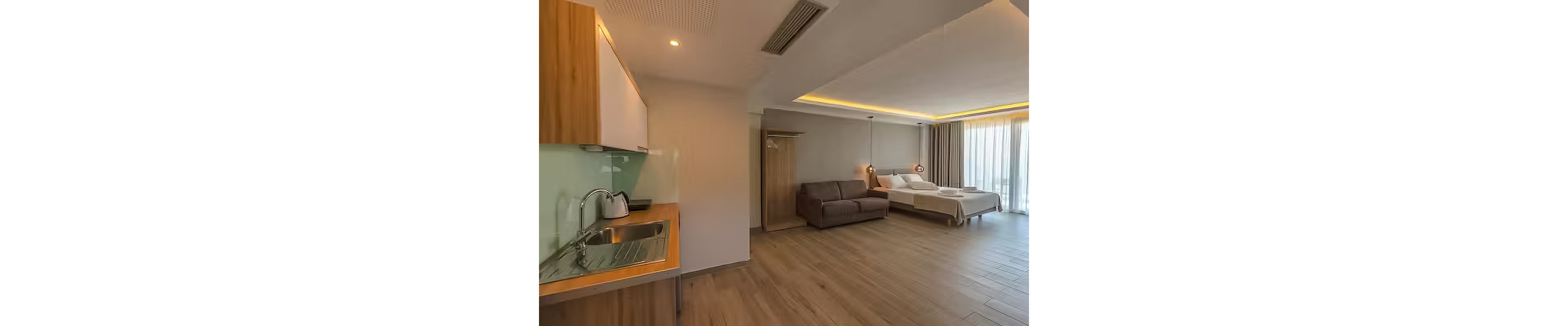 Sunrise Seaside Suites